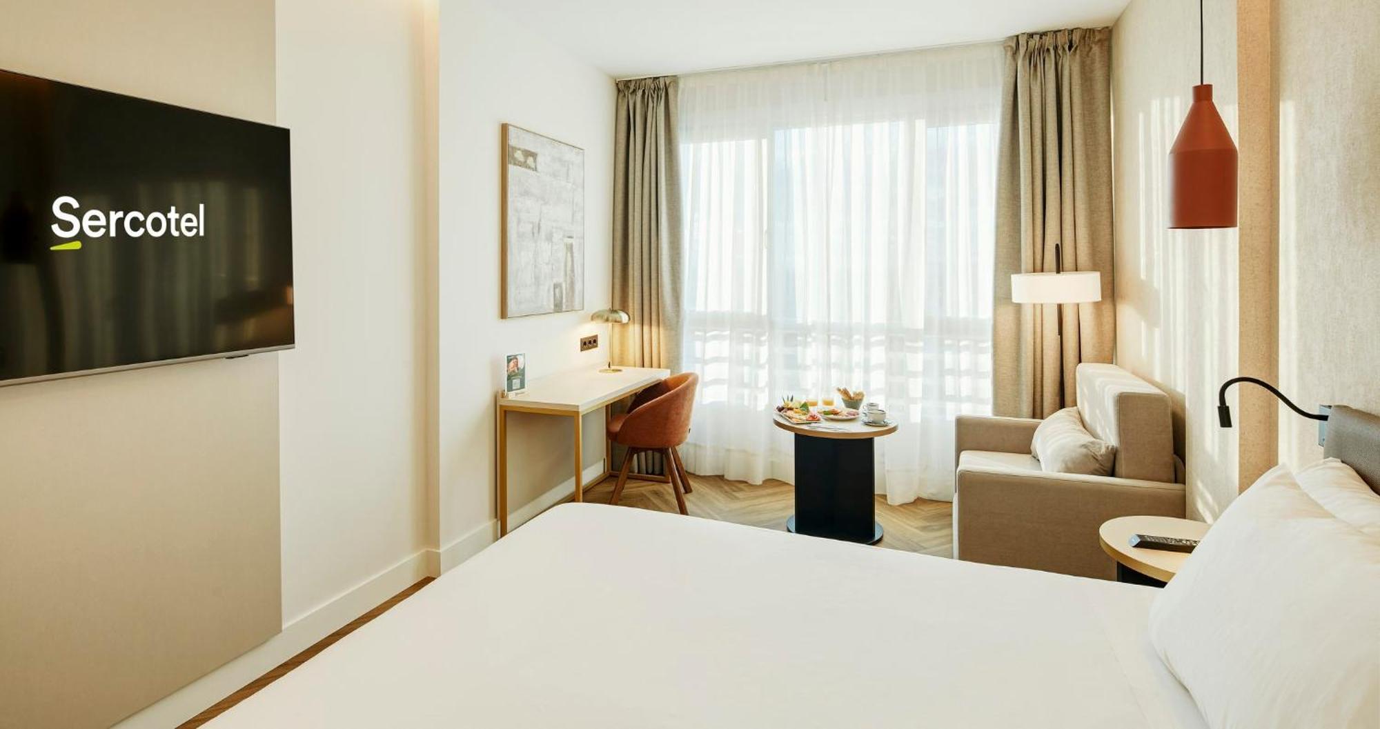 Double or Twin Room Balcony