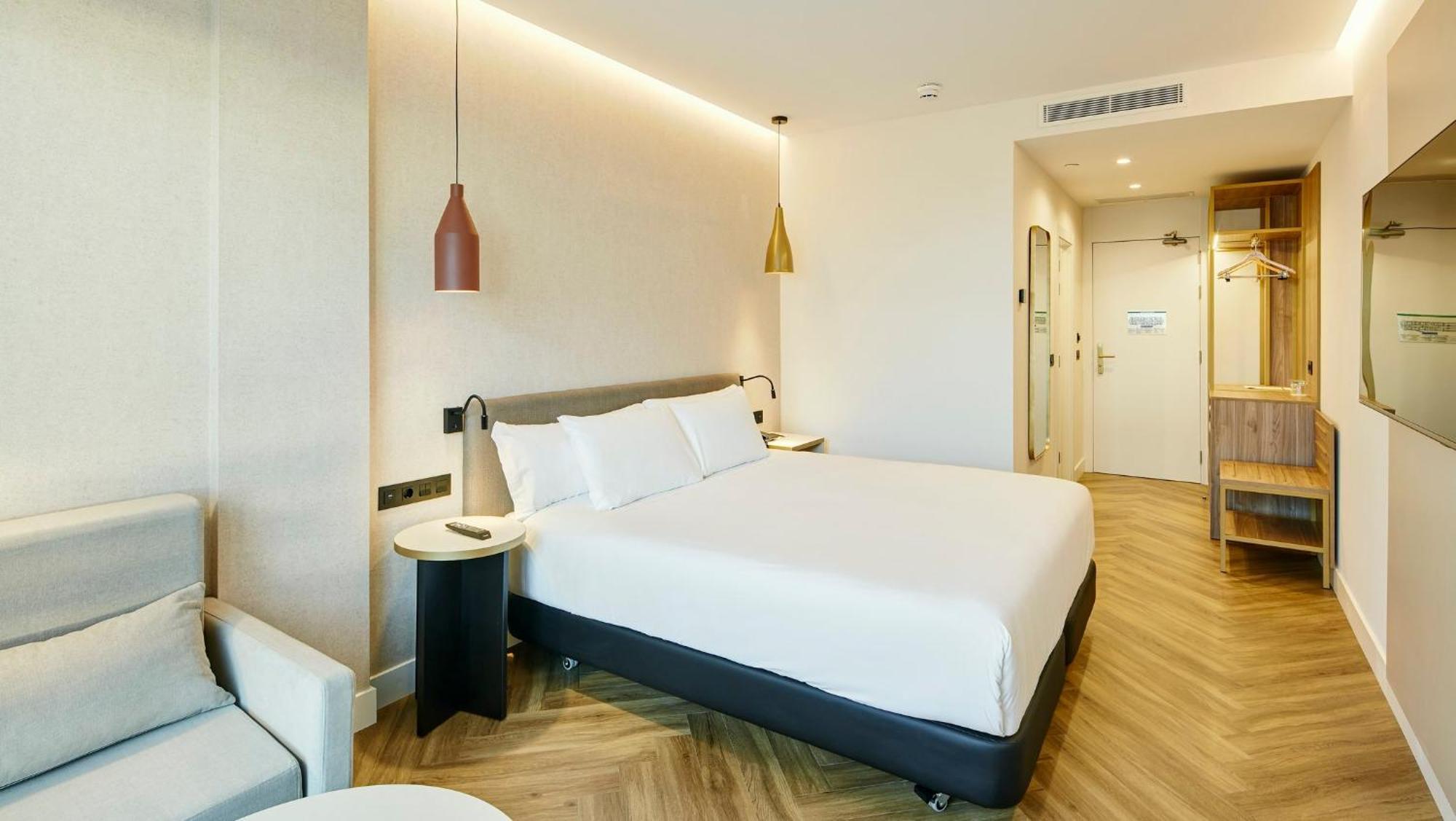 Double or Twin Room Extra Bed