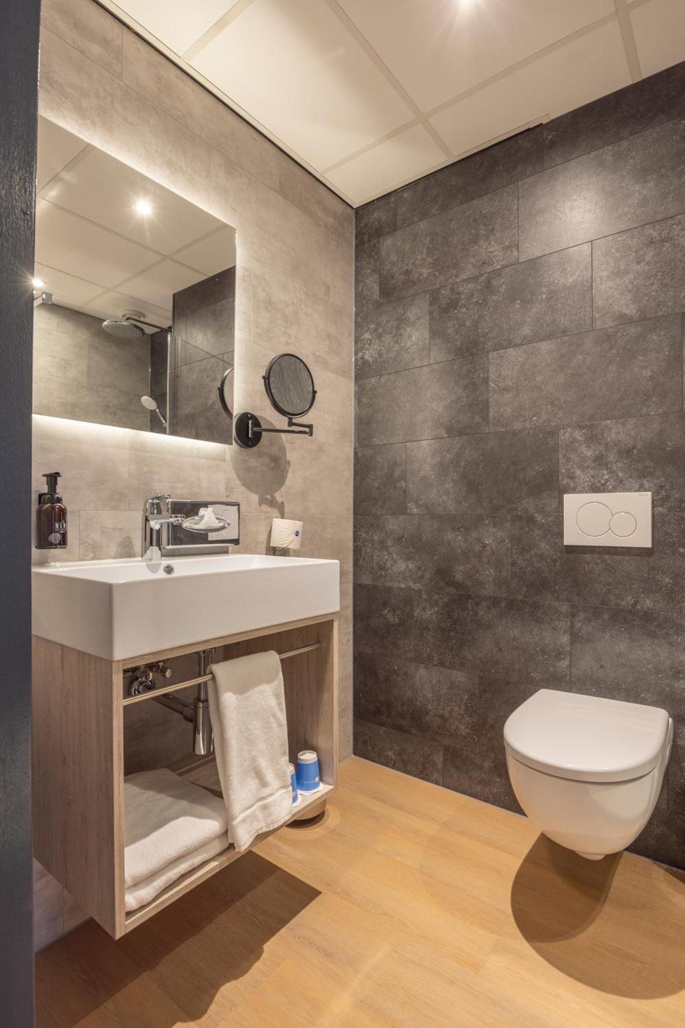 Luxury Twin Room