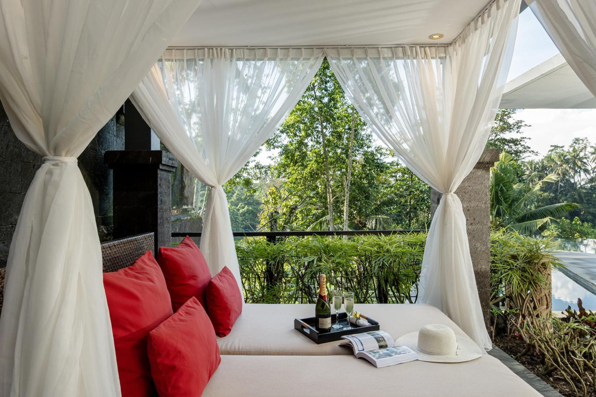 Three-Bedroom Villa Afternoon Tea
