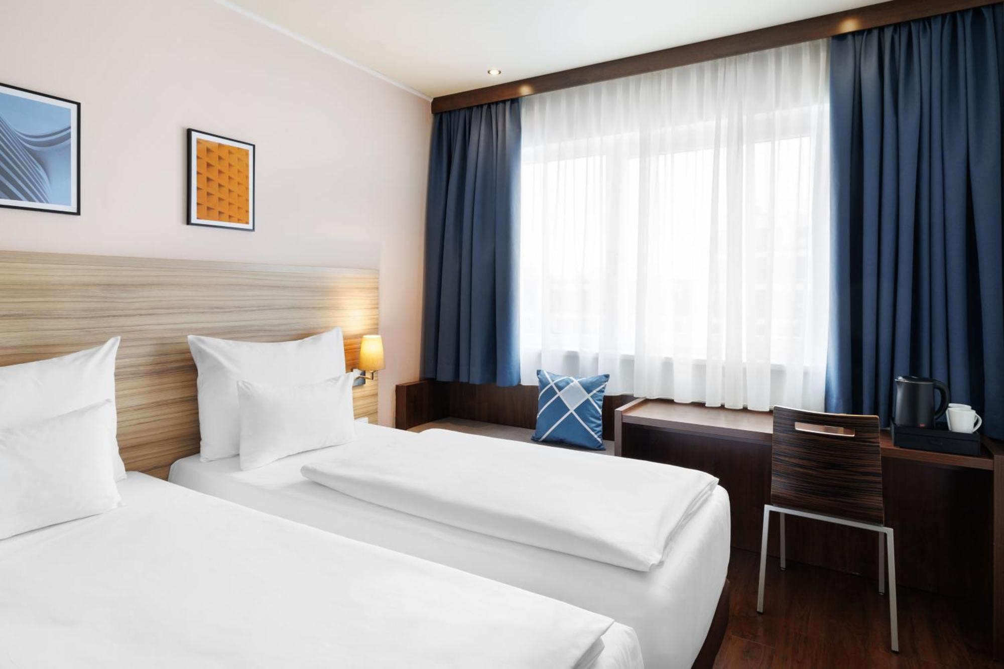 Standaard Tweepersoonskamer met 2 Aparte Bedden