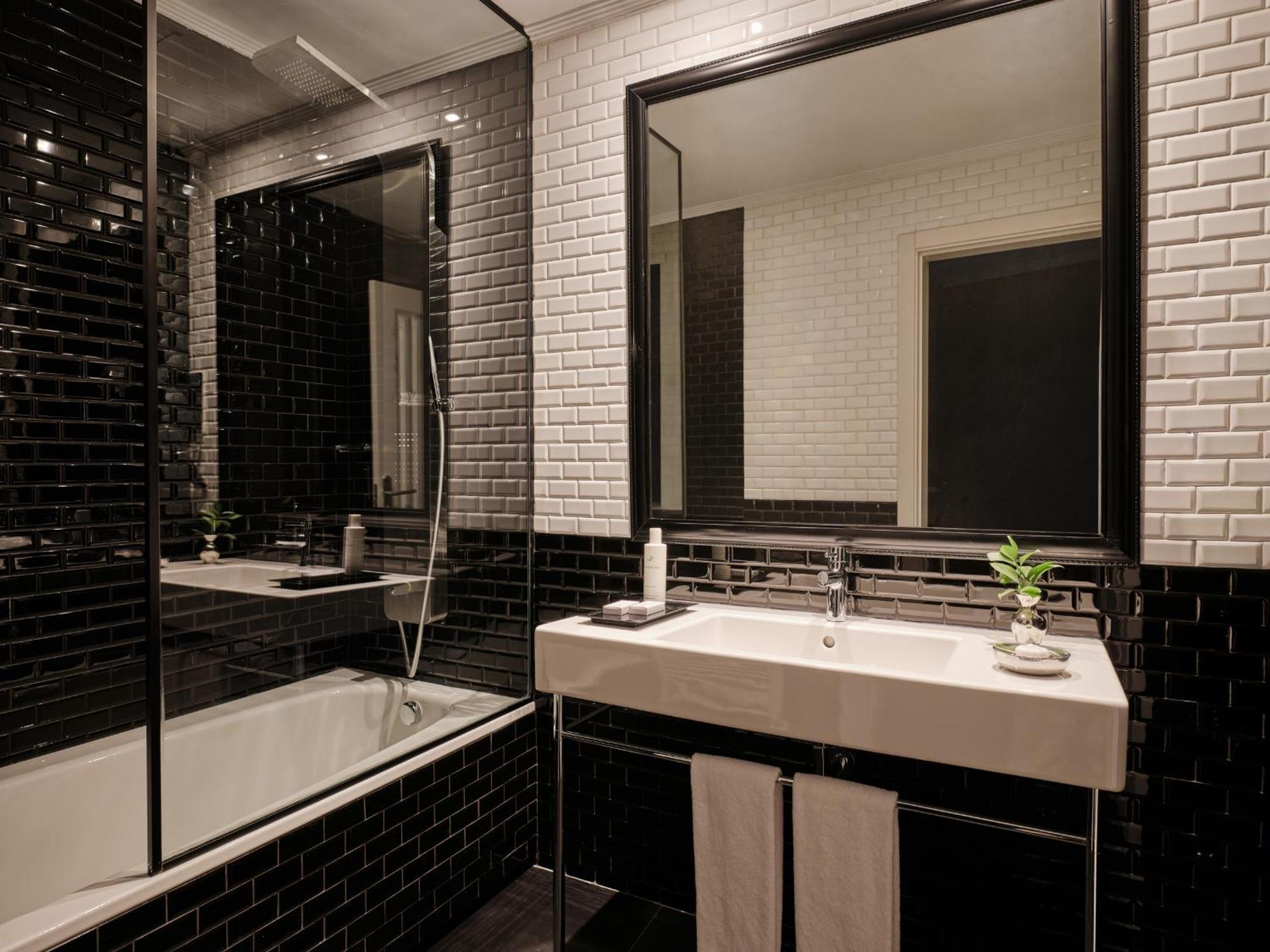 Luxury Quadruple Room