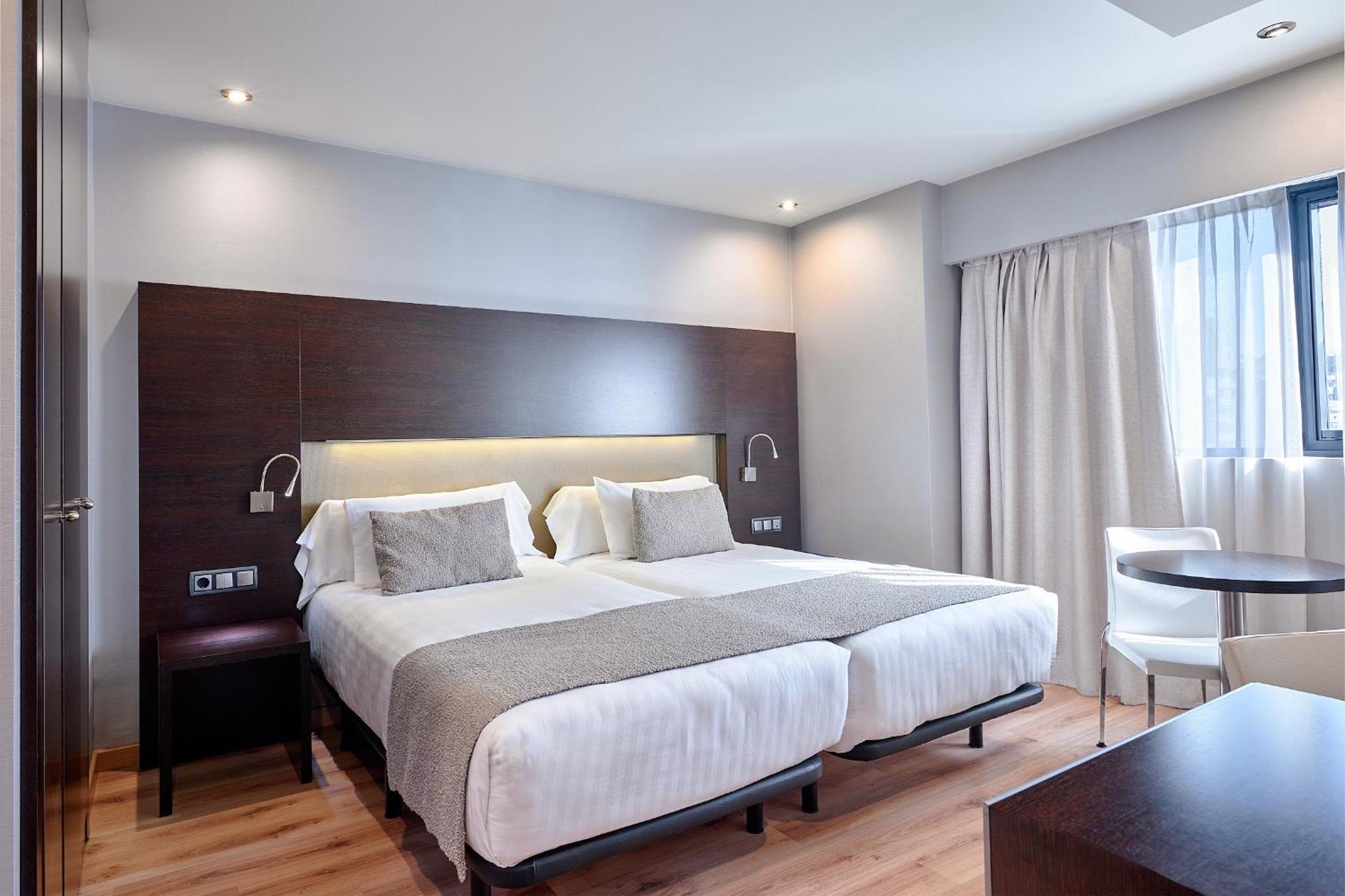 Superior Twin Room,1742650608:JPEG