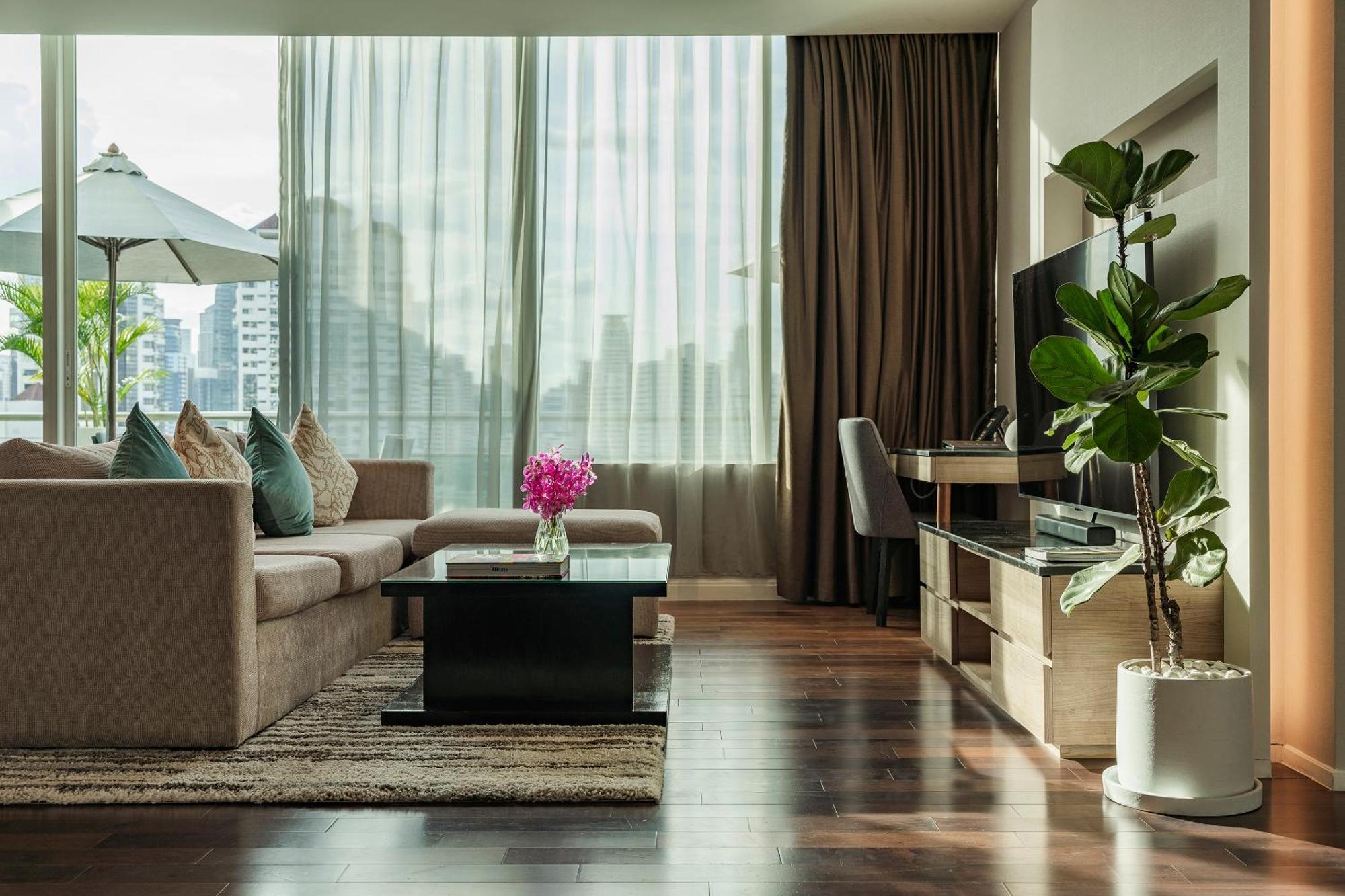 Family City View Suite