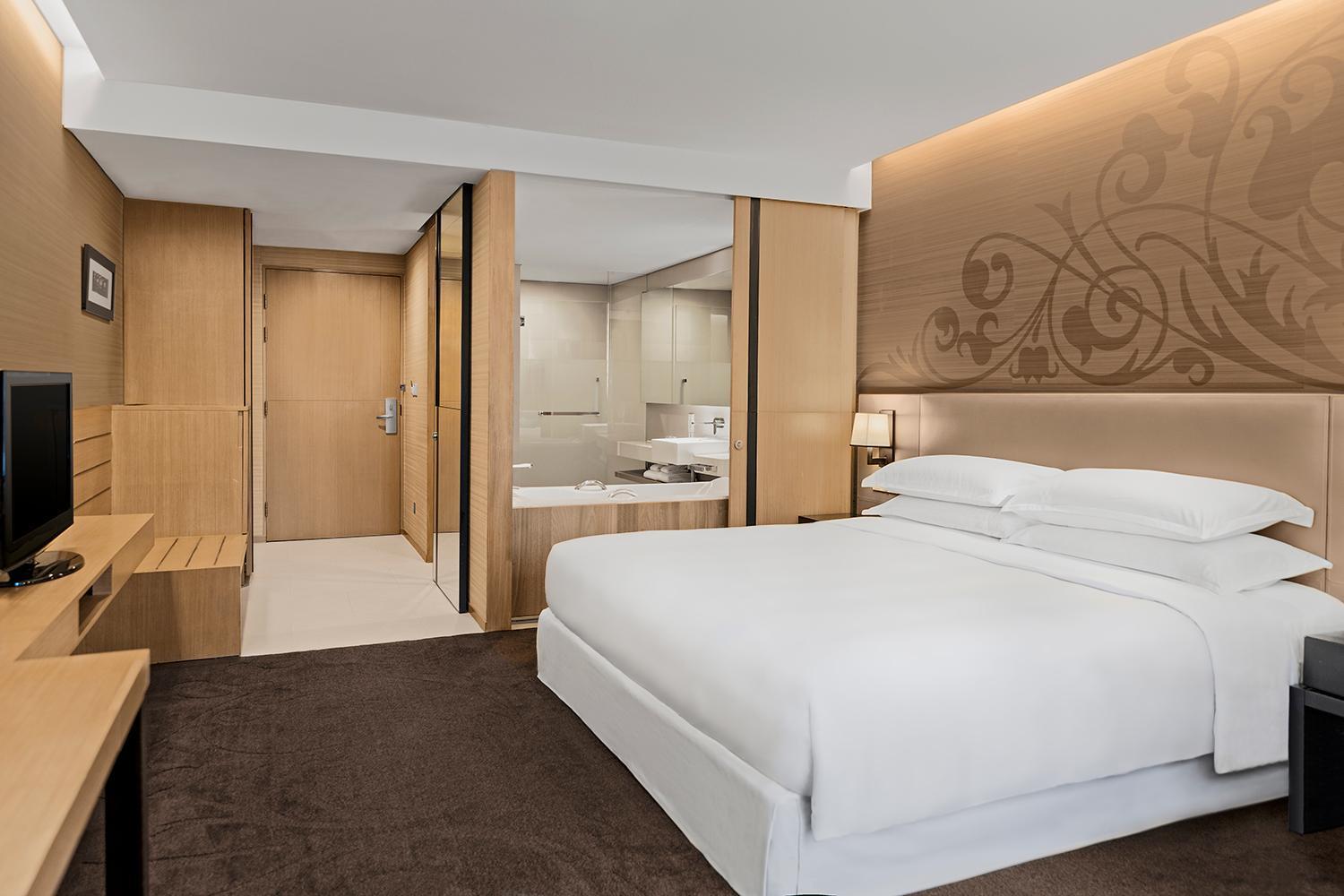 Premier King Room