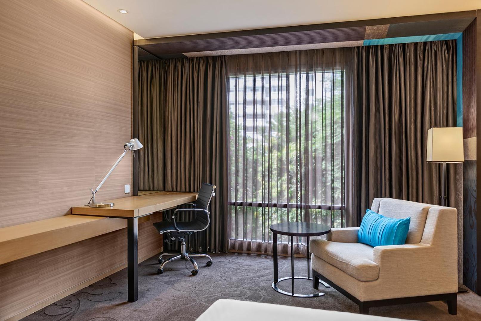 Paradox Signature Two Queen Room