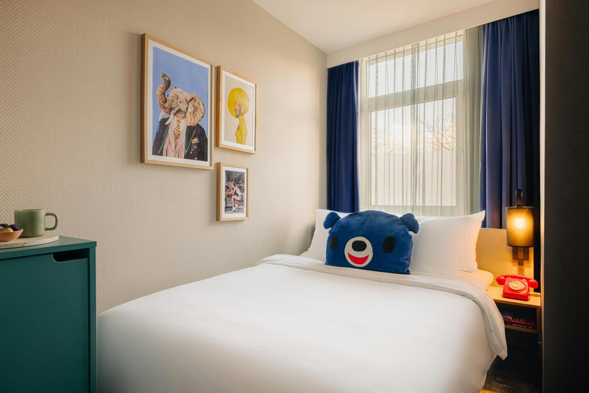 Kleine Kamer met 1 Tweepersoonsbed