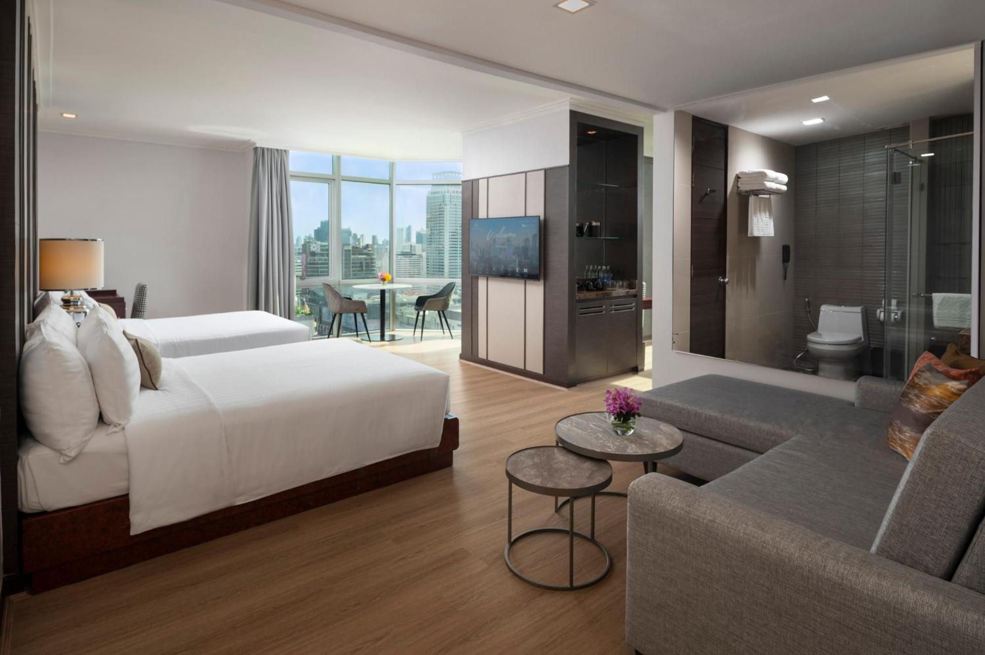 Luxury Quadruple Room Main Tower