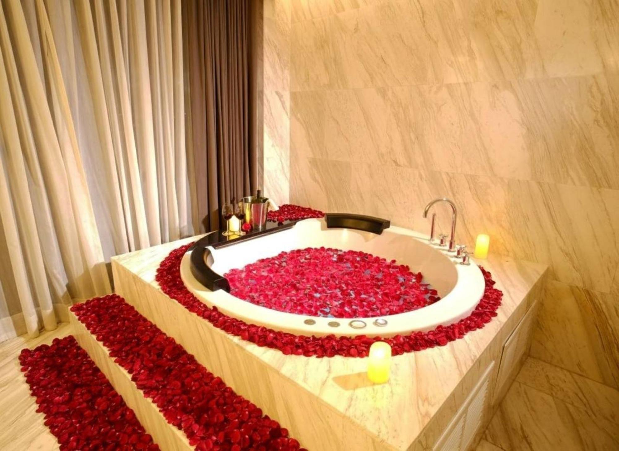 Suite Spa Bath
