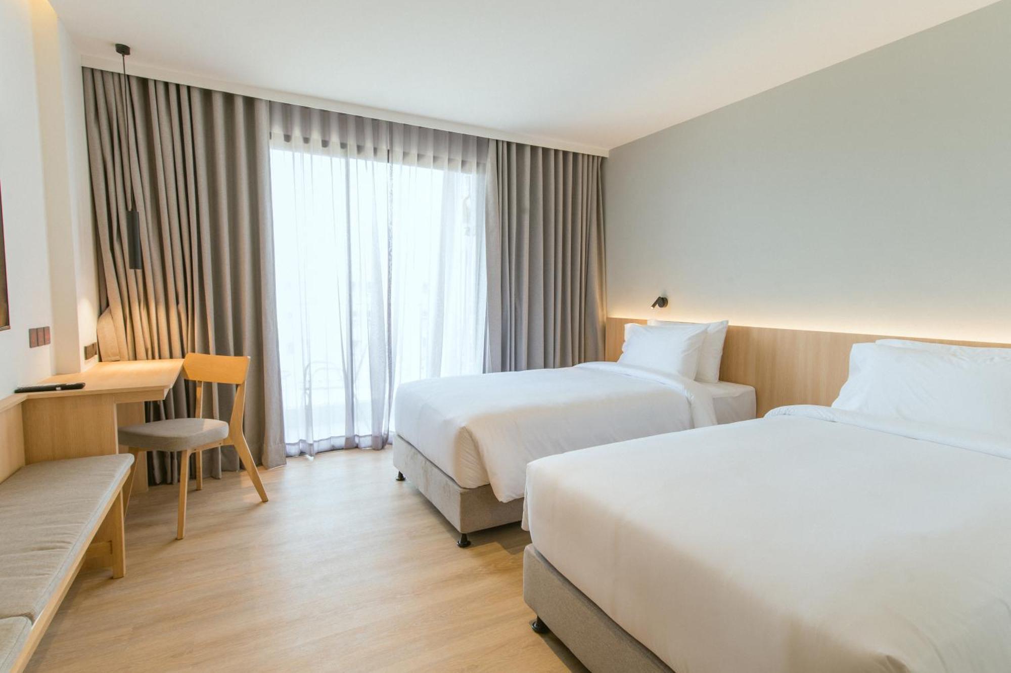 Standard Twin Room