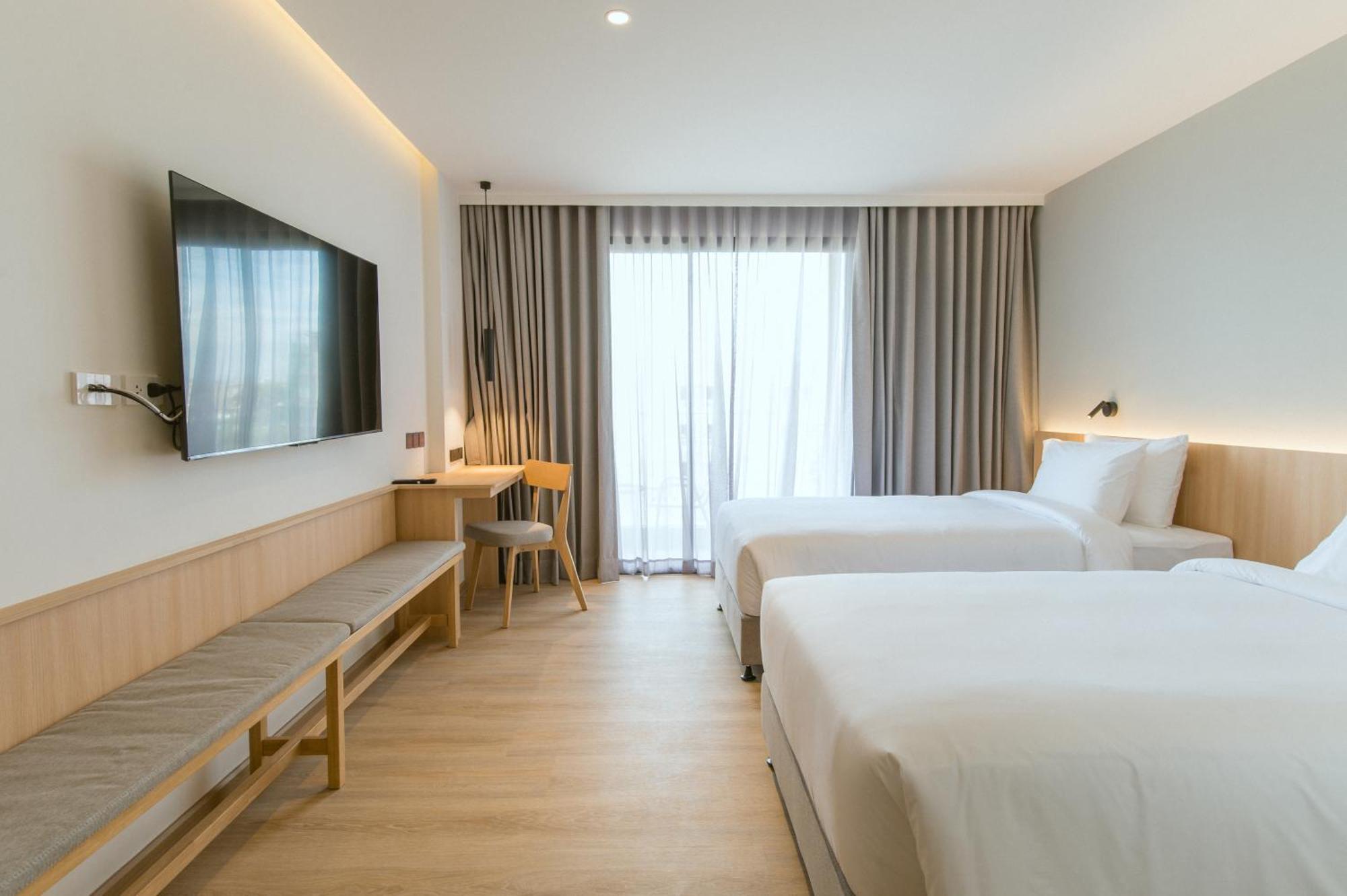 Standard Twin Room