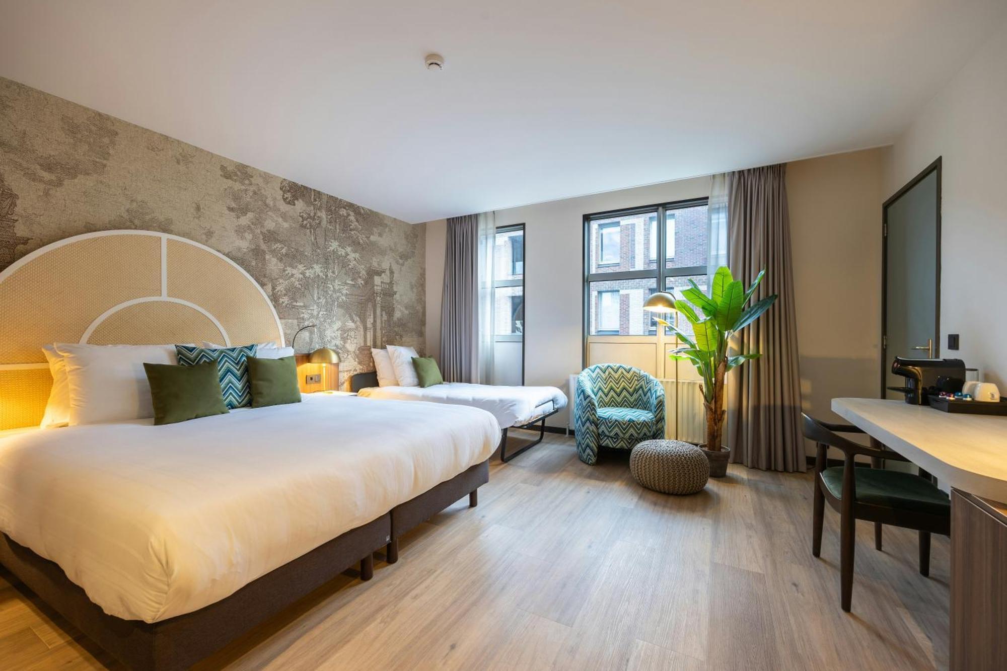 Deluxe Room 1 Double Bed 1 Double Sofabed,1746813740:JPEG
