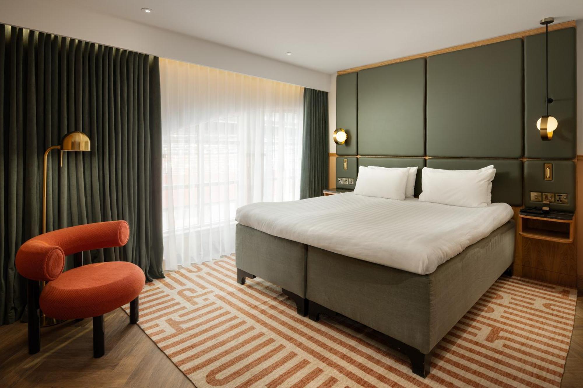 DREAM King complimentary minibar