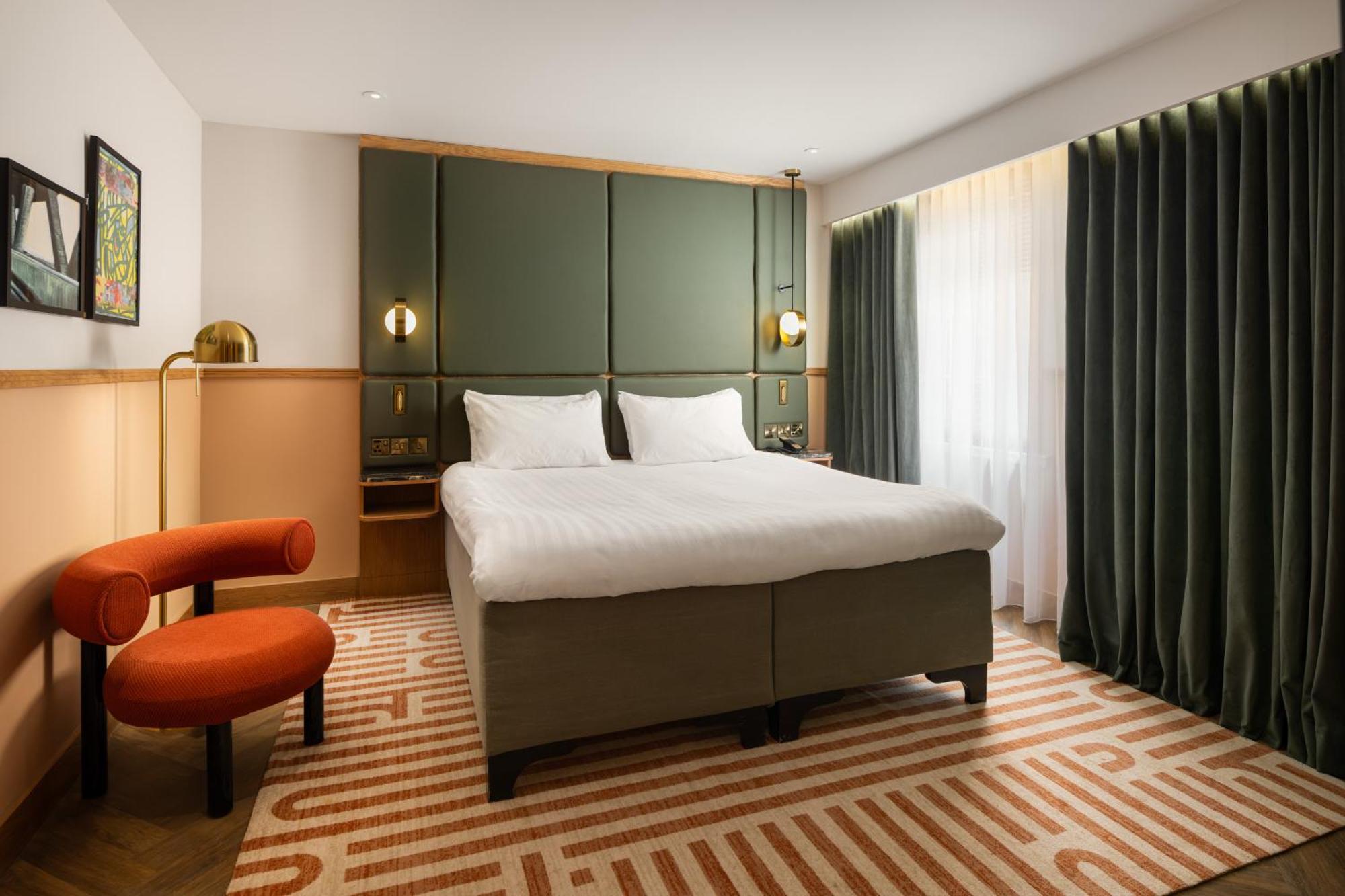 SNUG King complimentary minibar