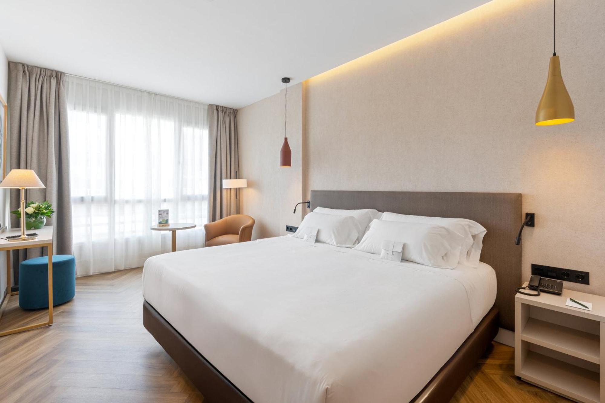 Superior Double or Twin Room City View