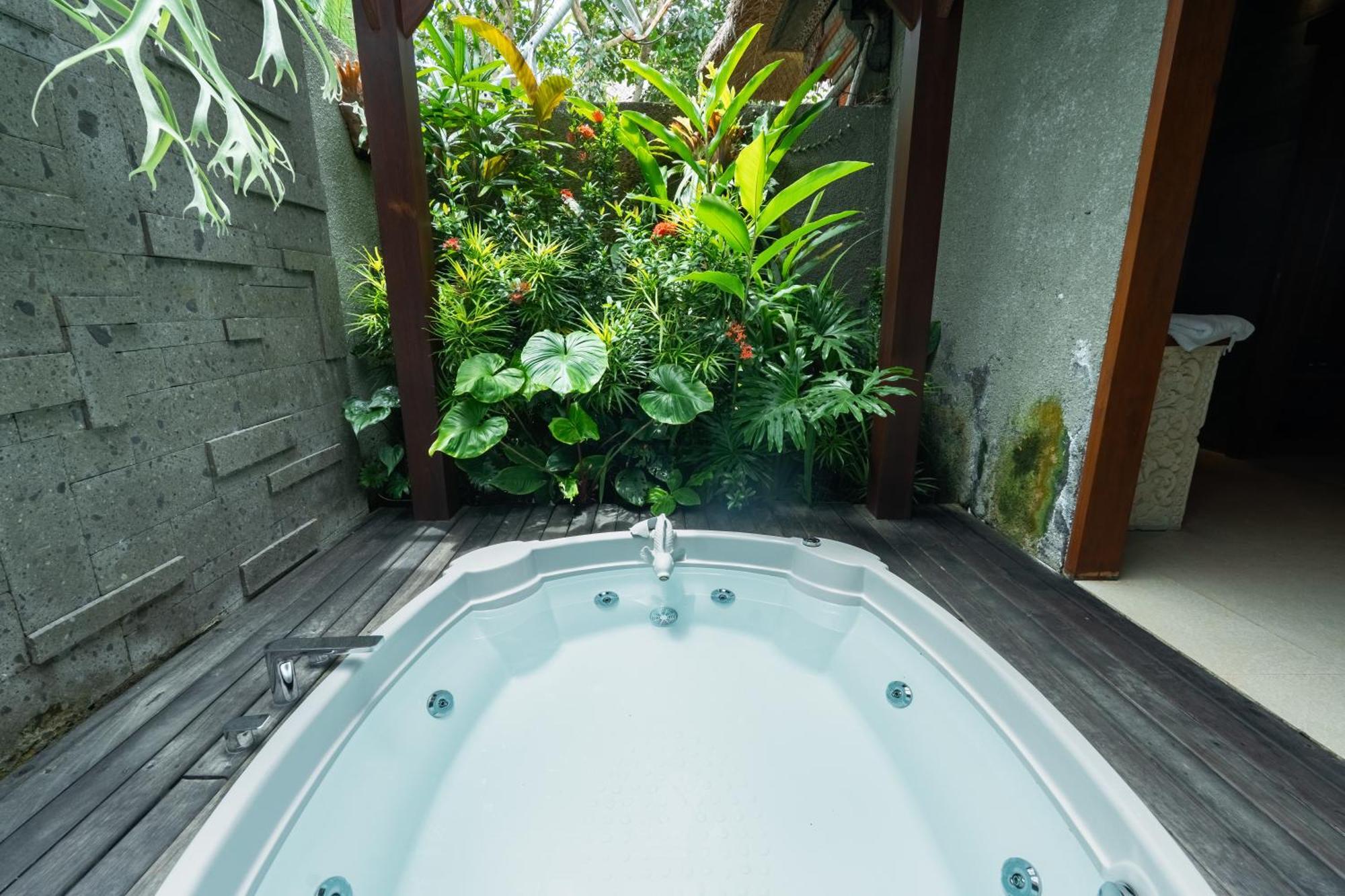 Suite Villa Private Jacuzzi