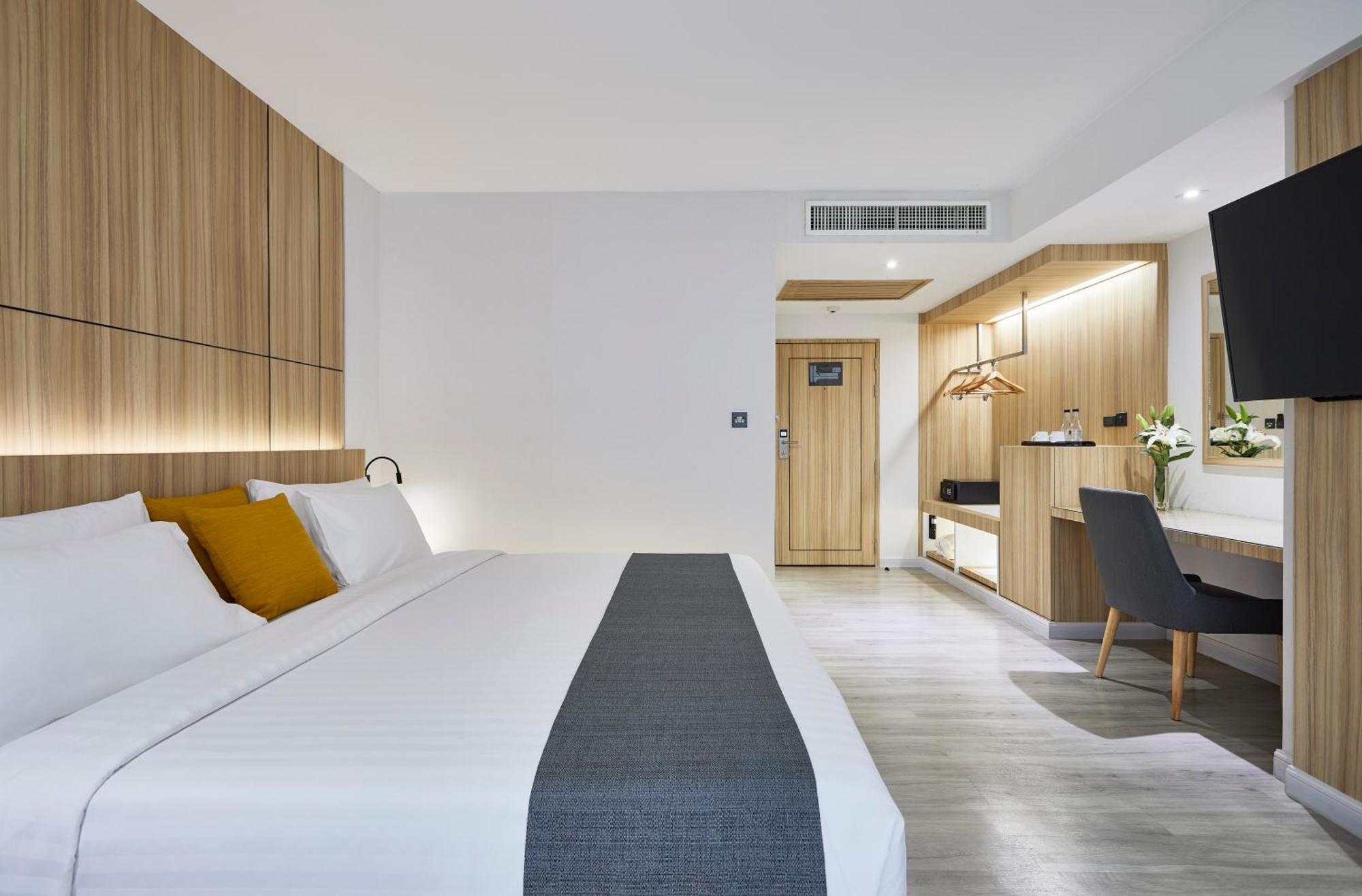 Elegance Room