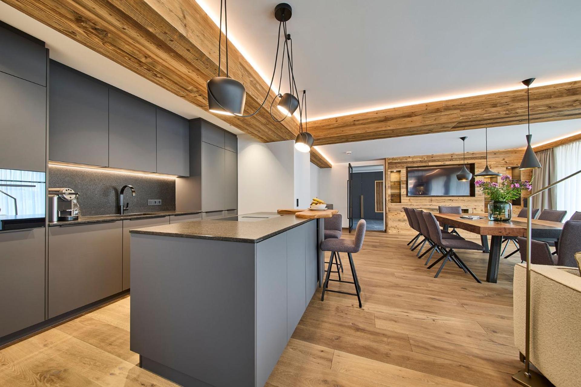 Suite Apartment