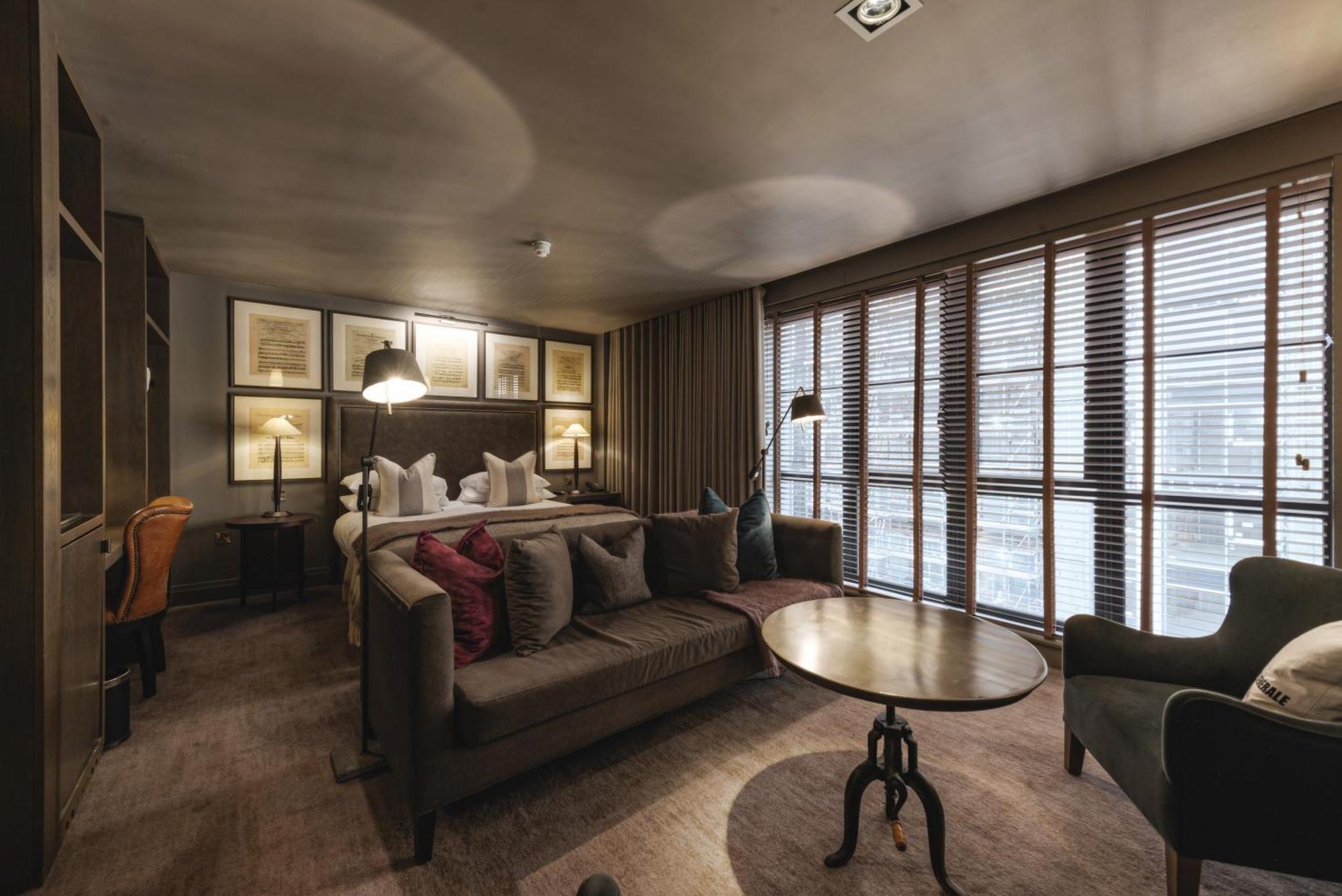 Executive King Room