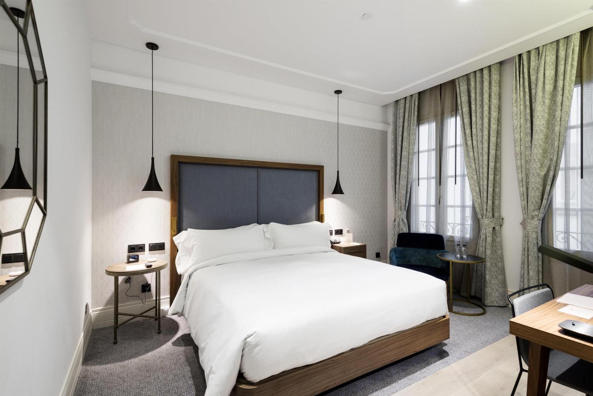 King Room Mobility Access