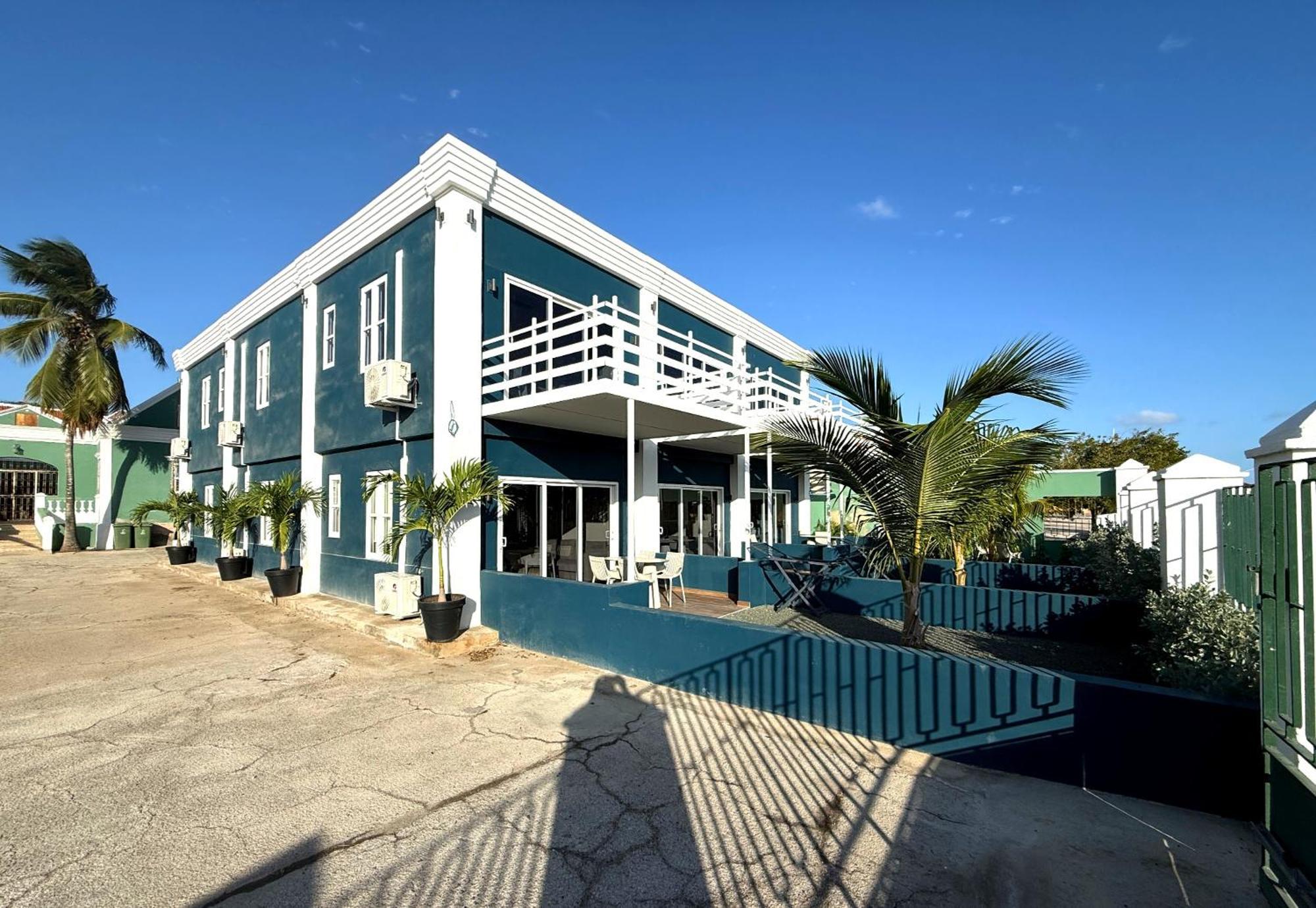 Two-Bedroom Deluxe Apartment Harbour View