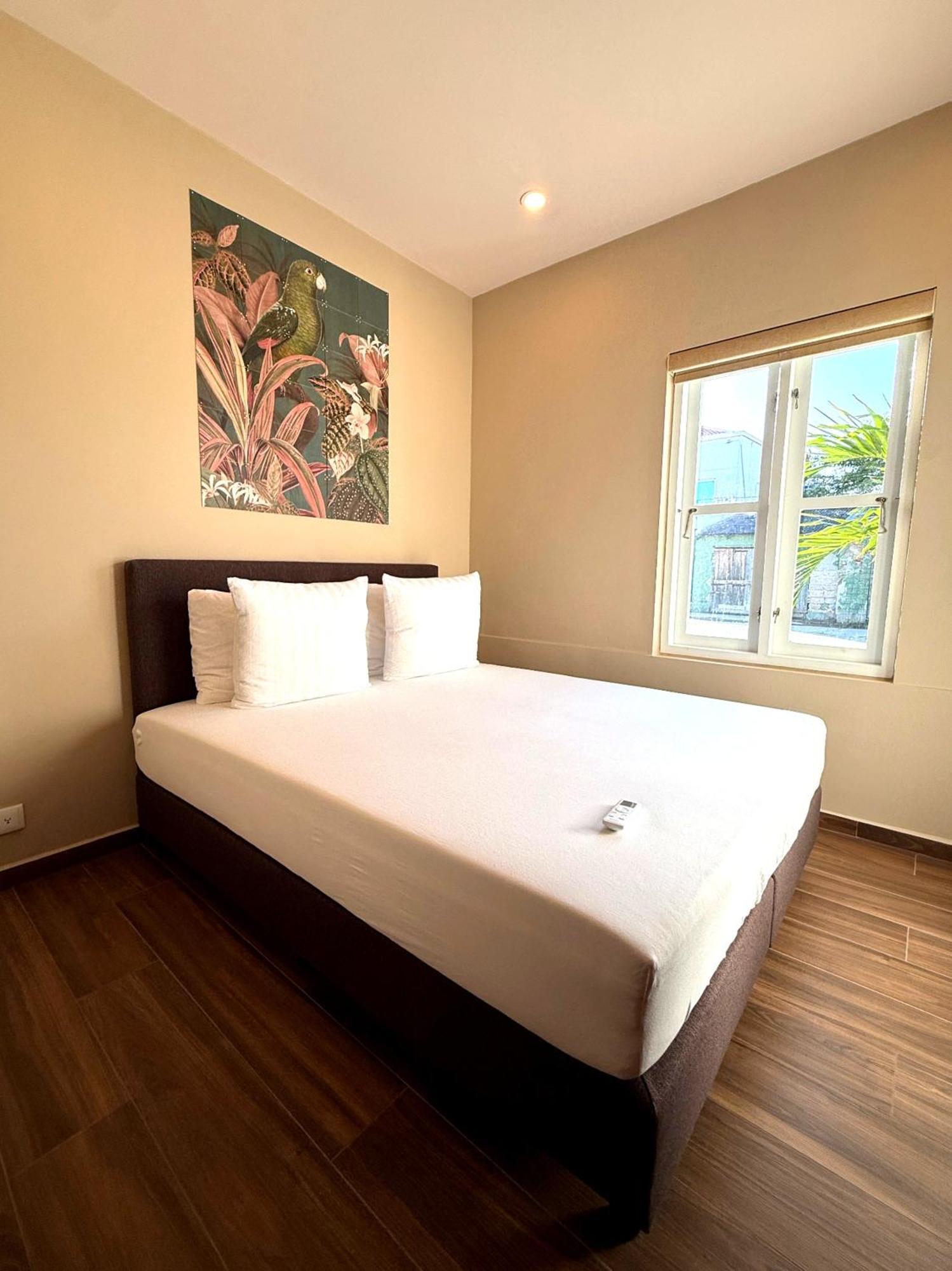 Two-Bedroom Deluxe Apartment Harbour View