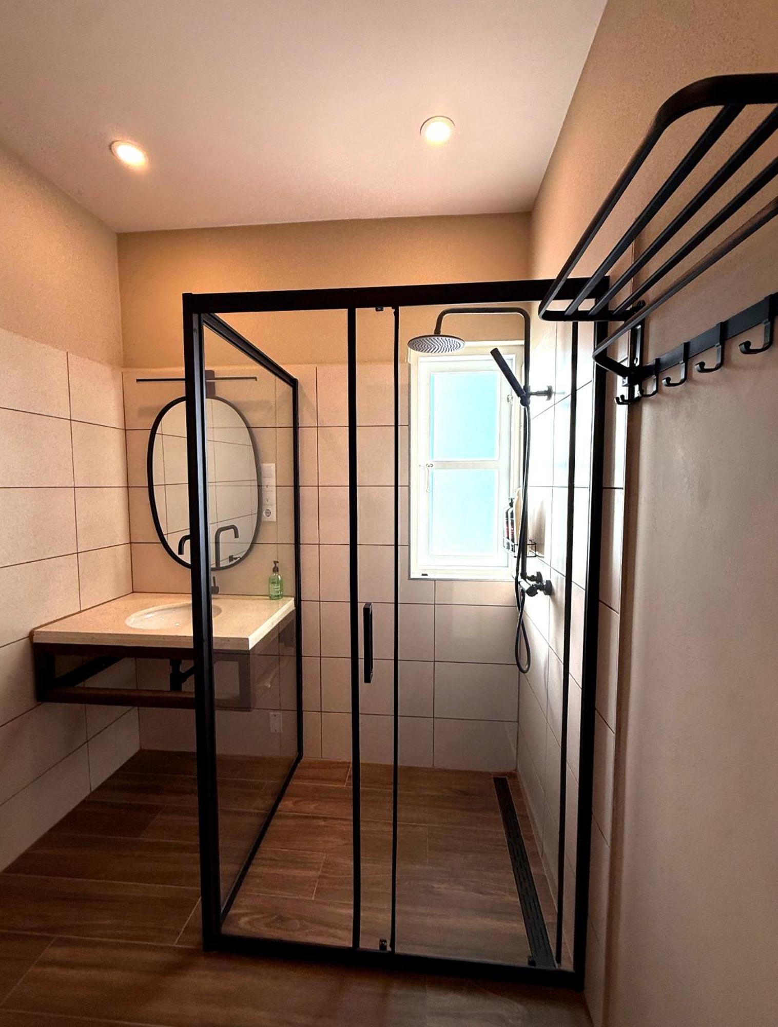 Two-Bedroom Deluxe Apartment Harbour View