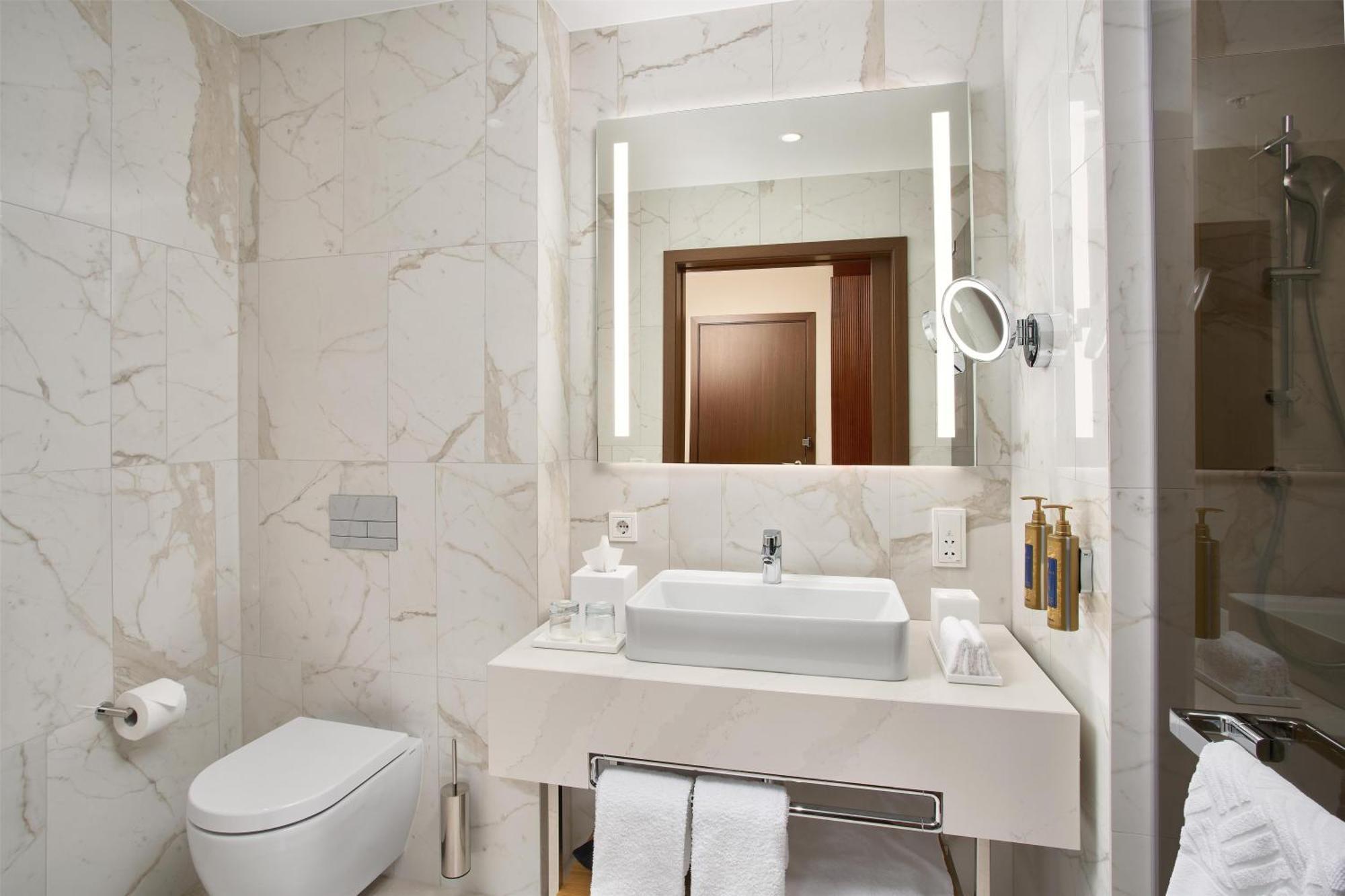 Classic Twin Room