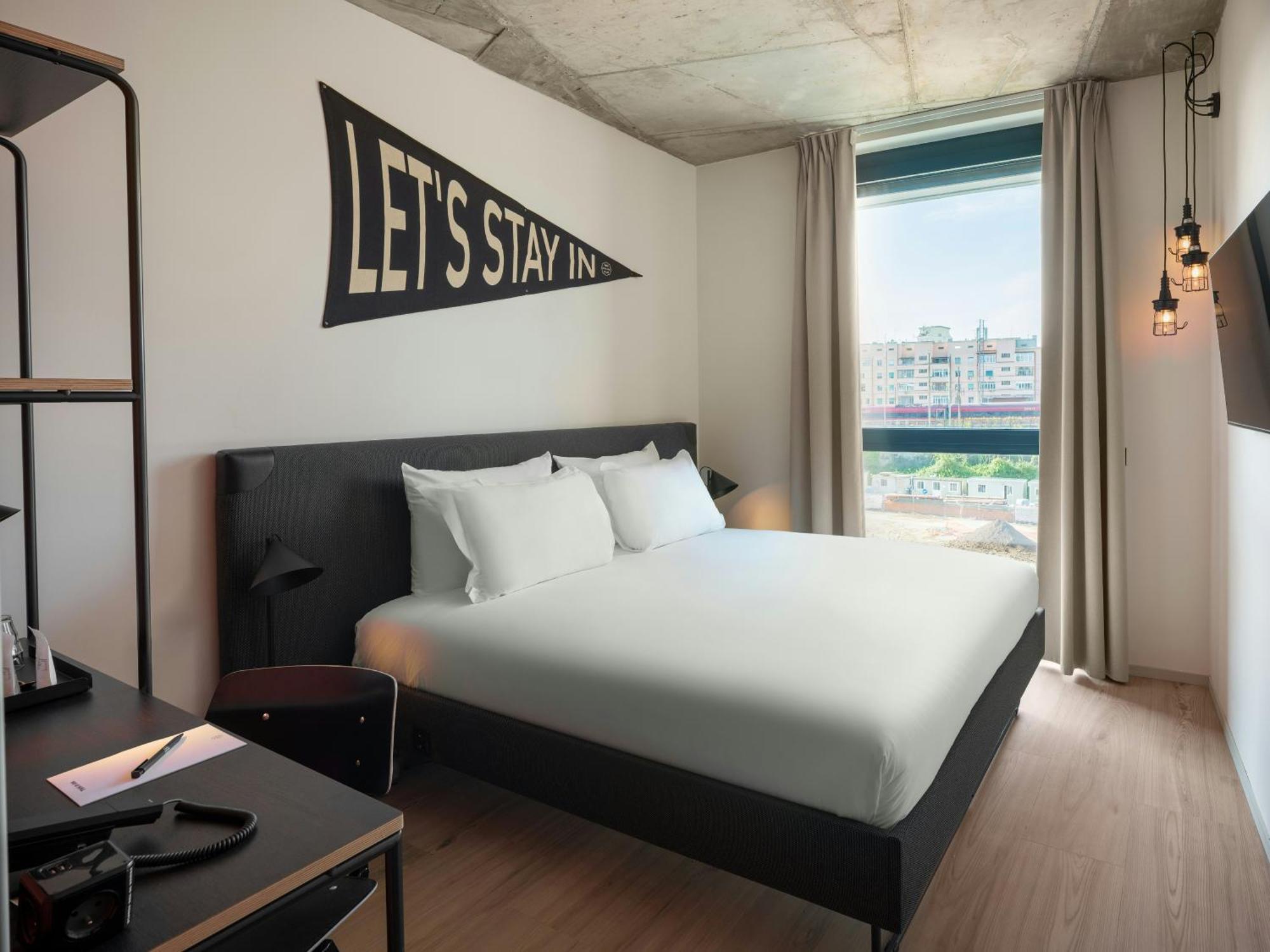 Kamer met Kingsize Bed en Balkon
