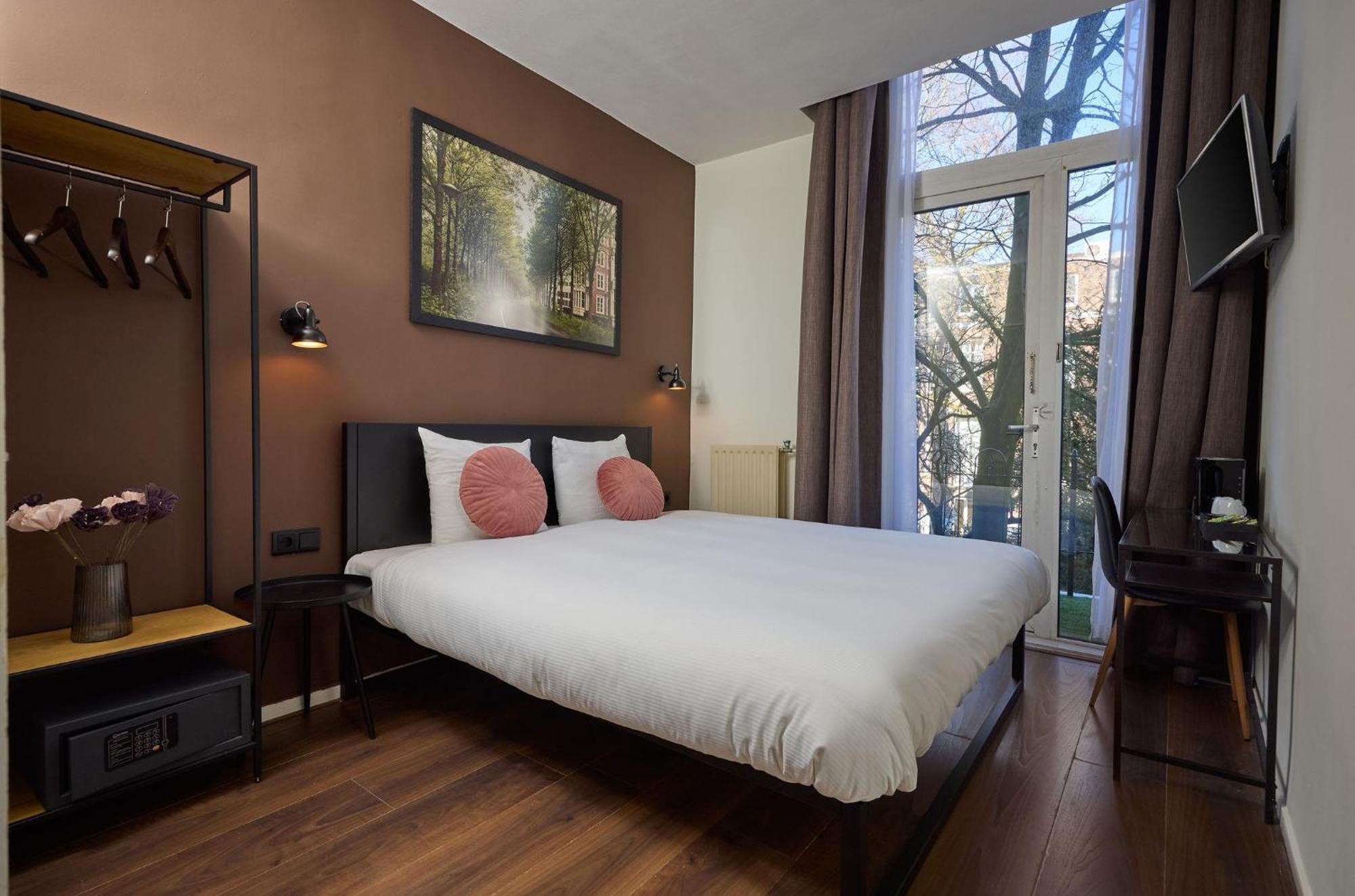 Luxury Double with Balcony