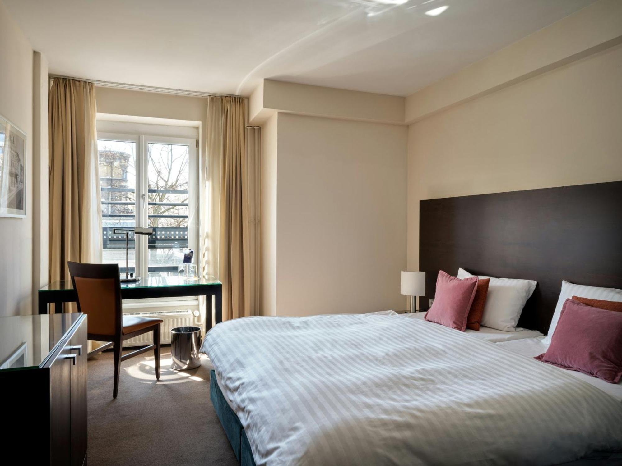 Comfort Kamer met Kingsize Bed
