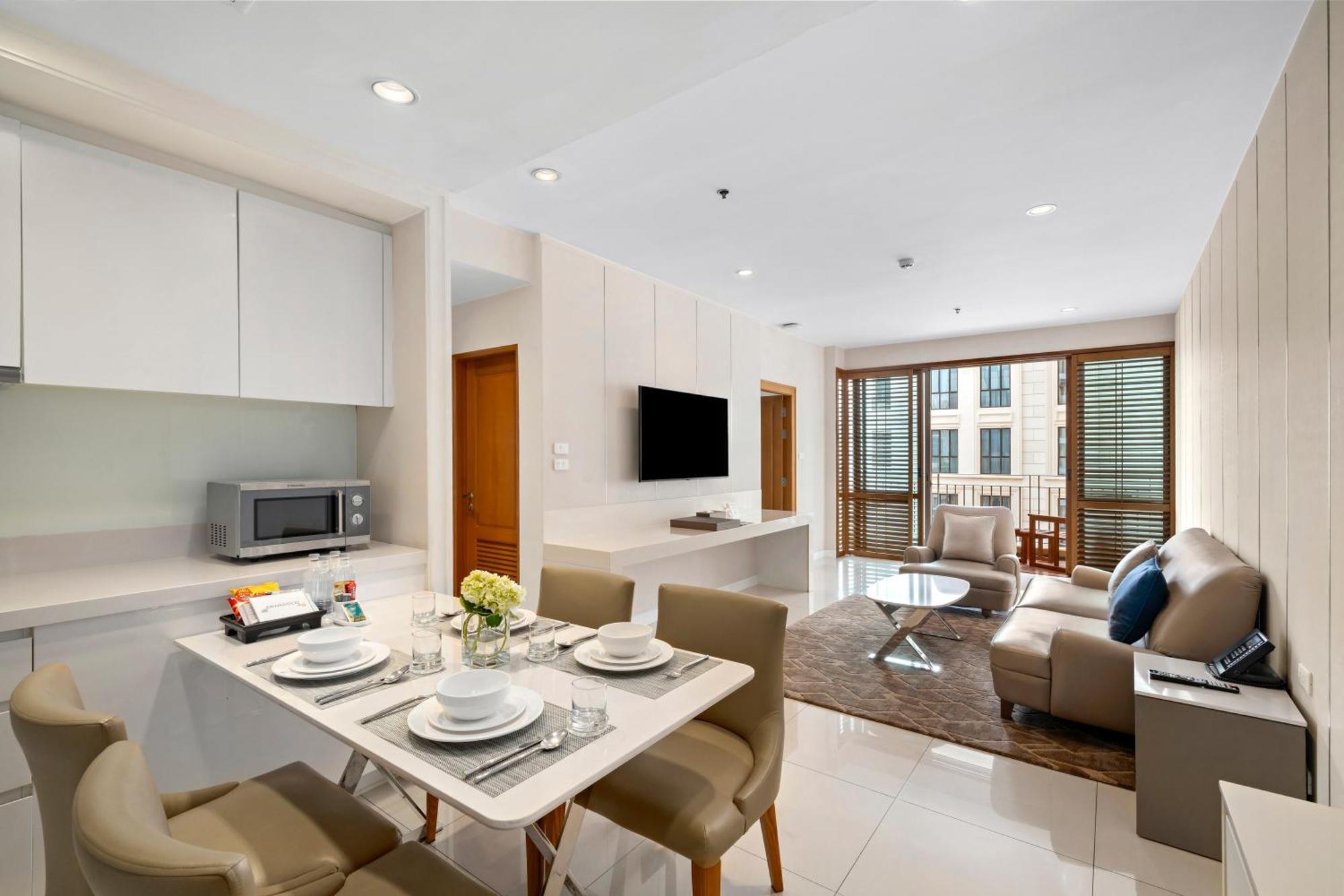 Two-Bedroom Balcony Suite