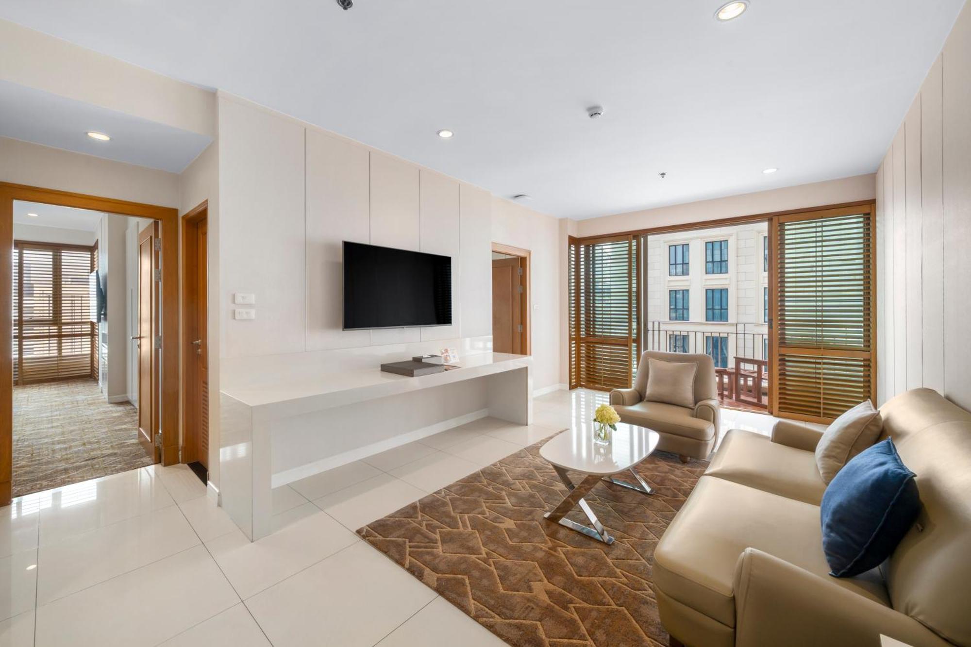 Two-Bedroom Balcony Suite