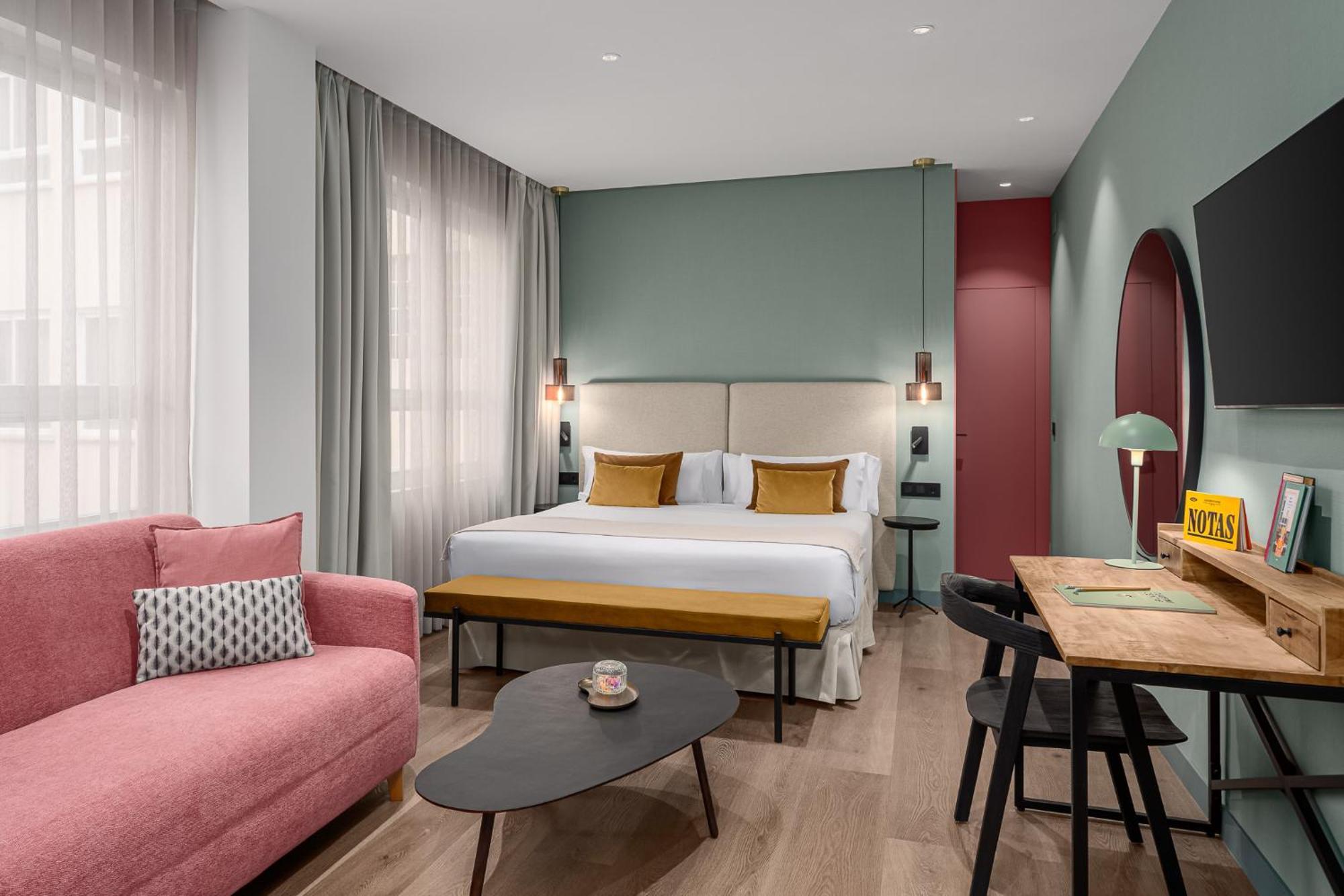 Superior Deluxe Double or Twin Room