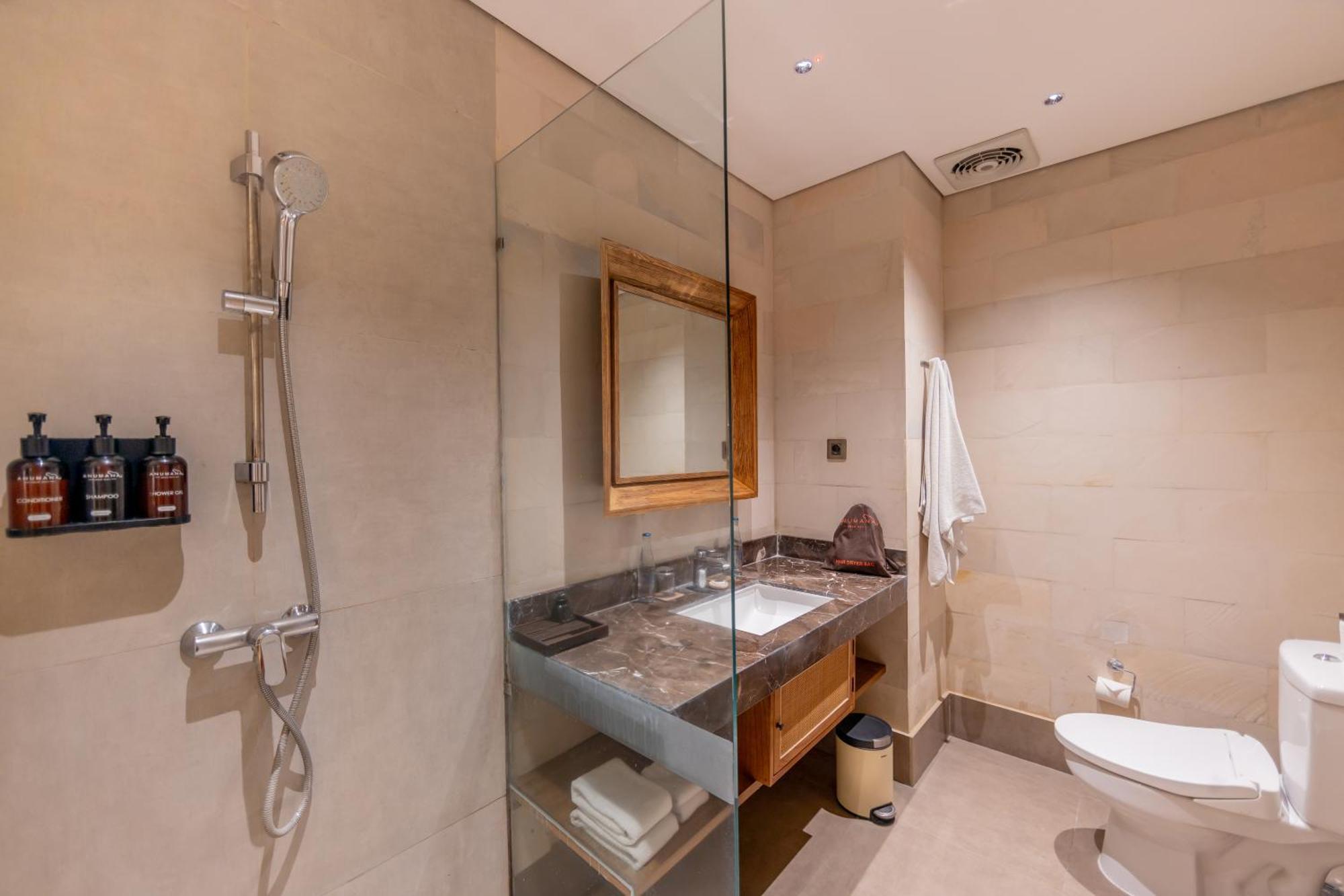 Best Deal Deluxe Double or Twin Room Pool View