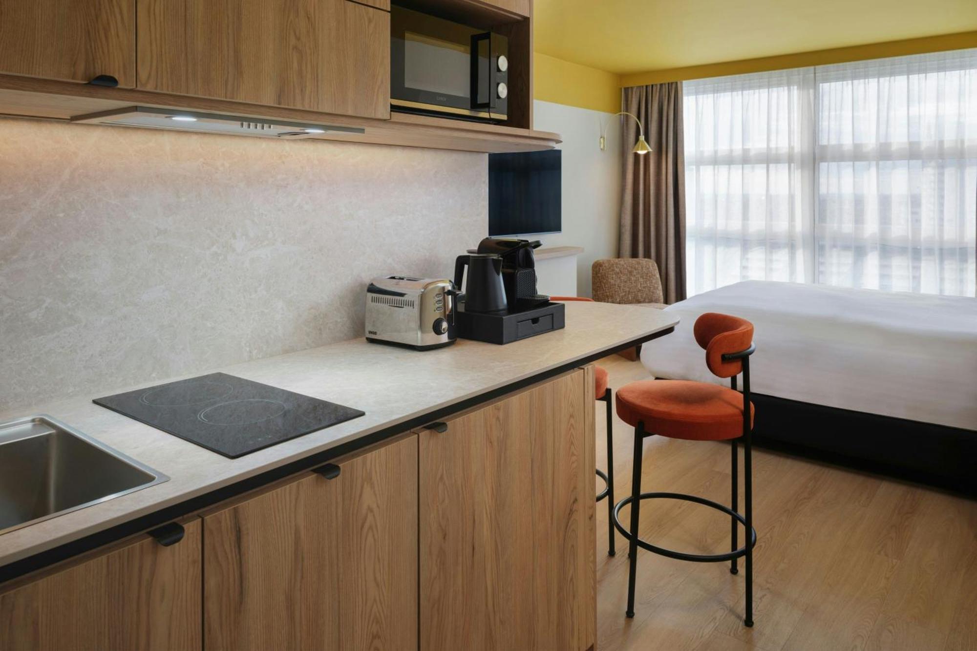 Studio met 1 Kingsize Bed en Uitzicht op de Stad - Hoge Verdieping
