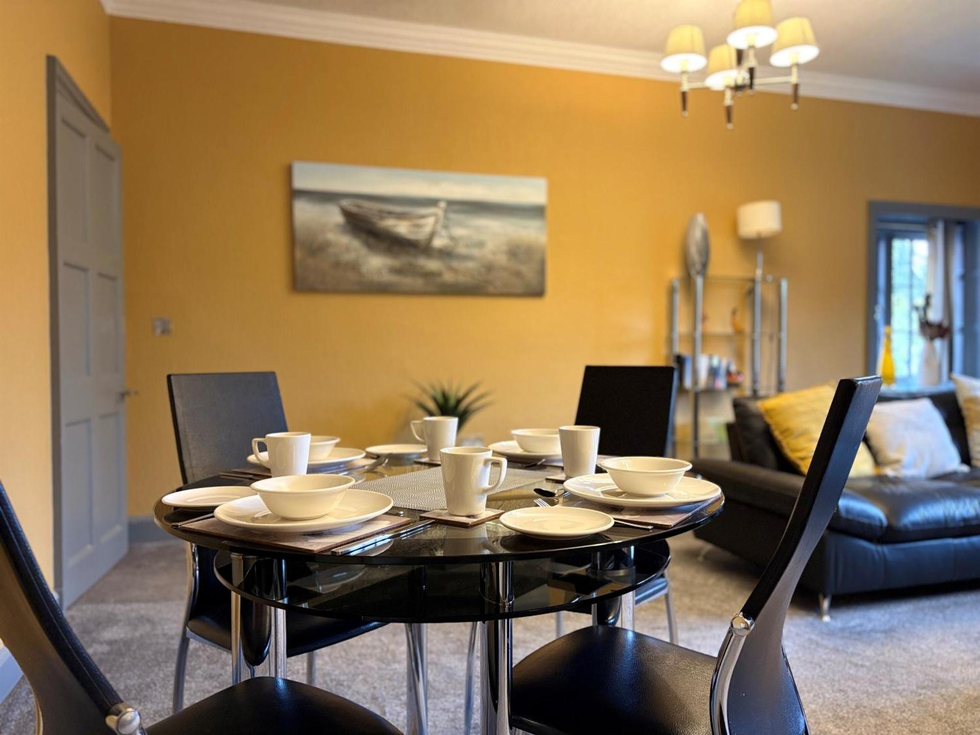 Deluxe Apartment