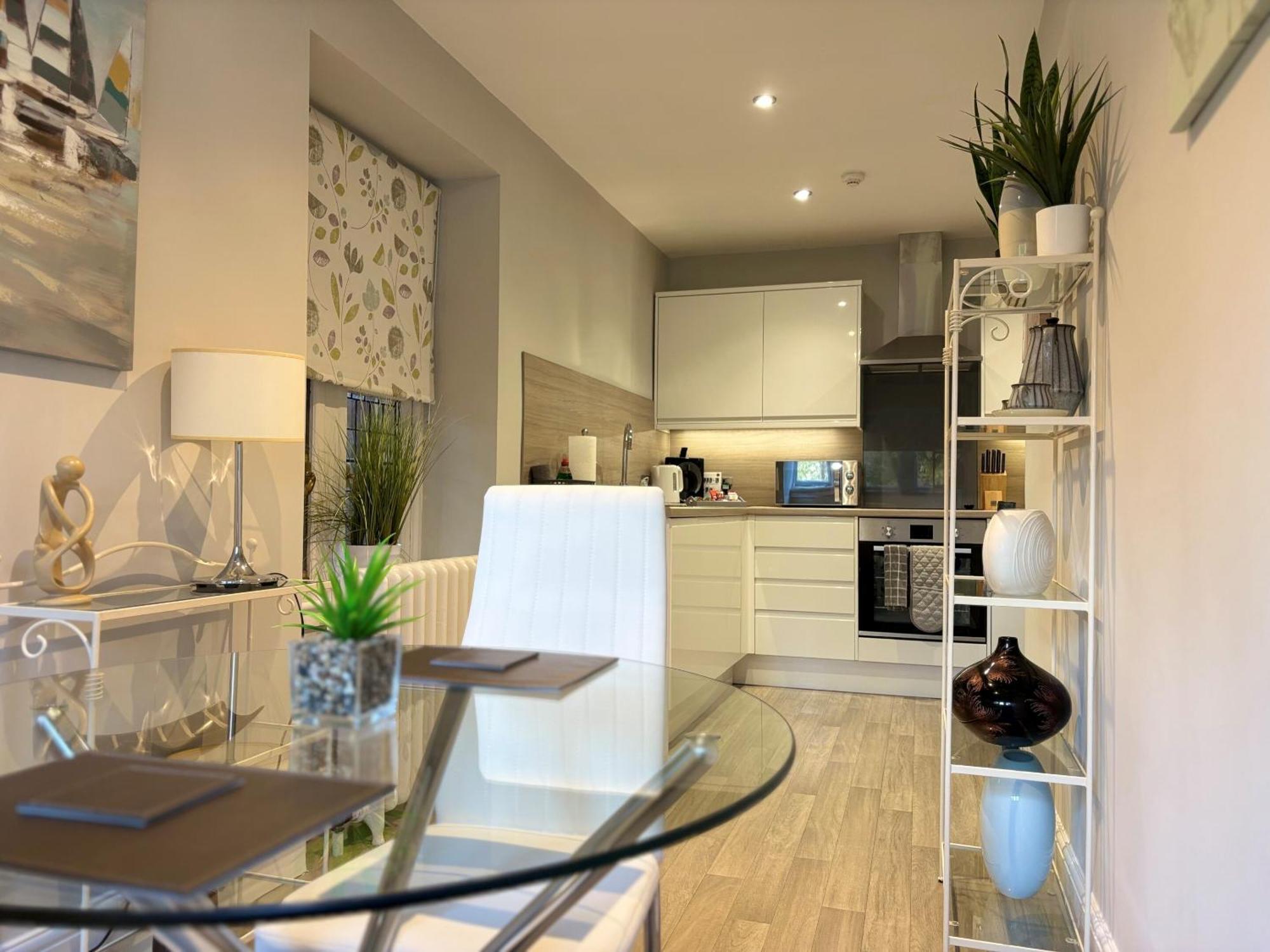 Deluxe Apartment