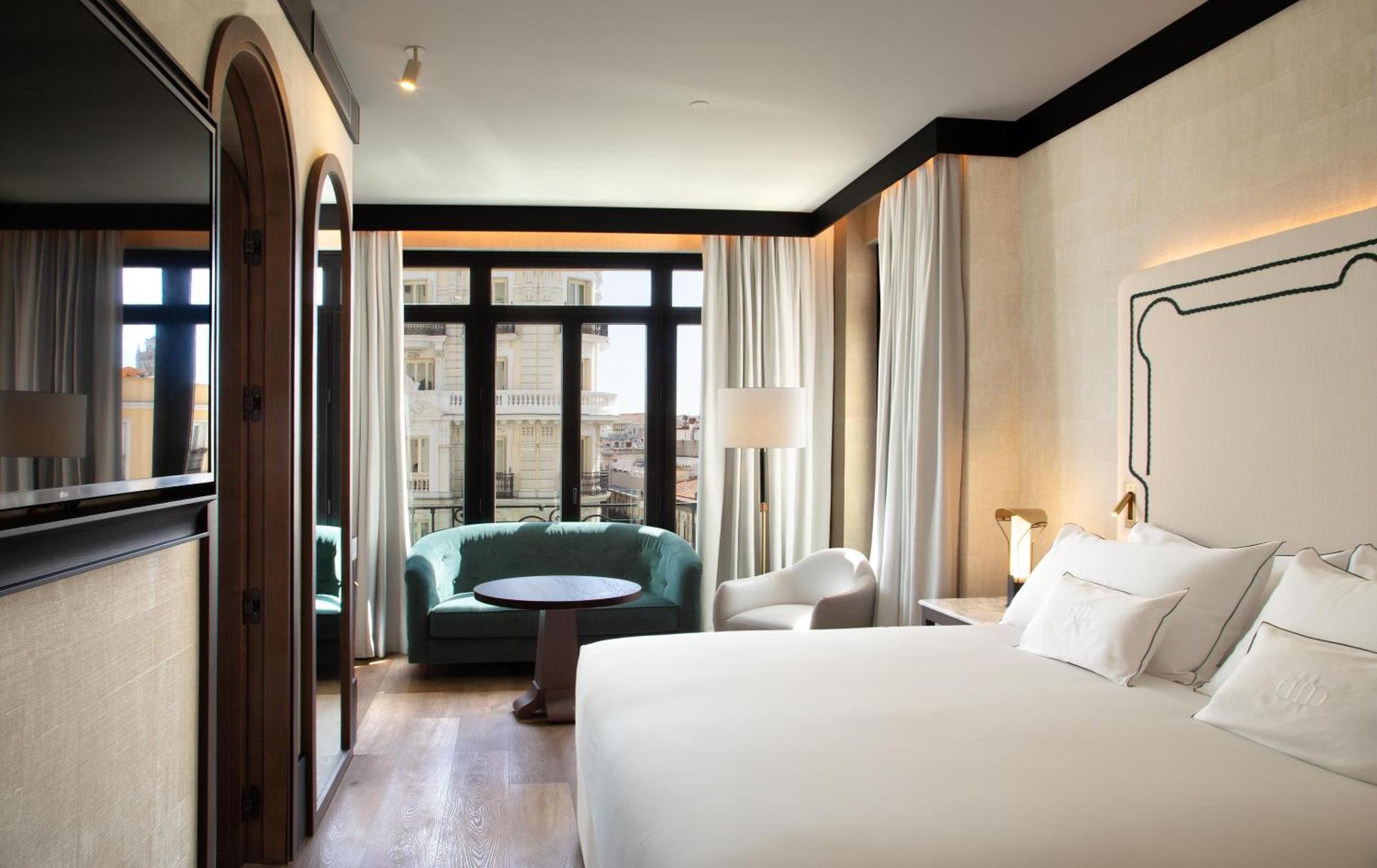 King Esperanza Room