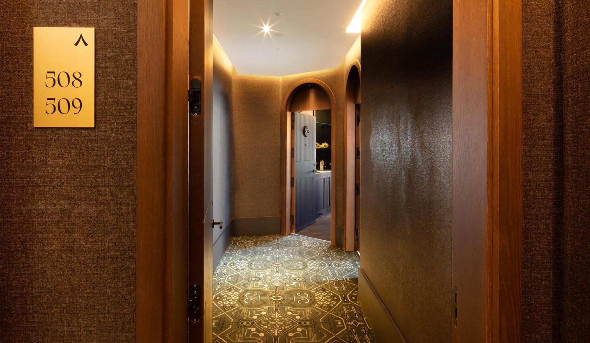 Connecting Family Suite