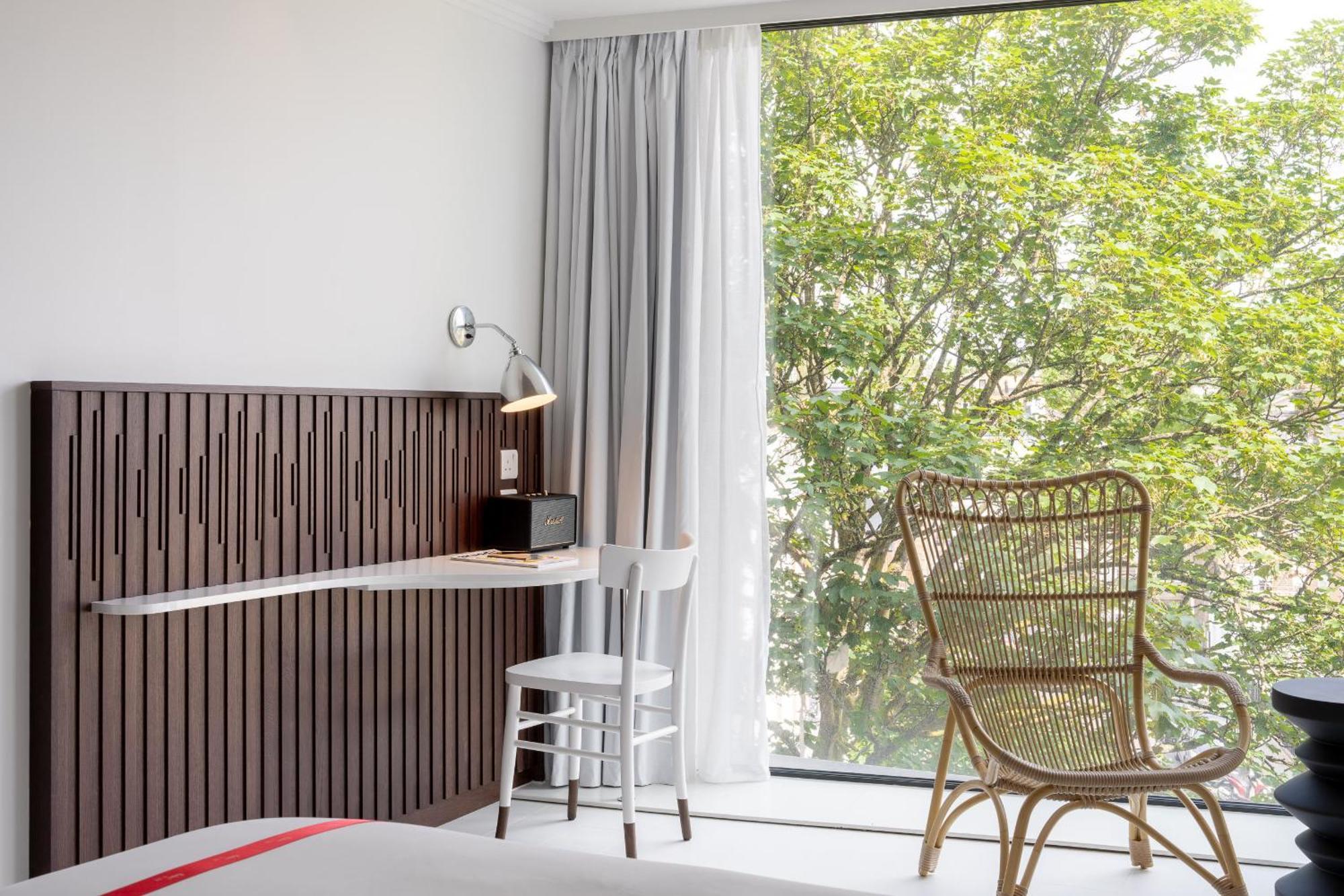 Lovely Kamer