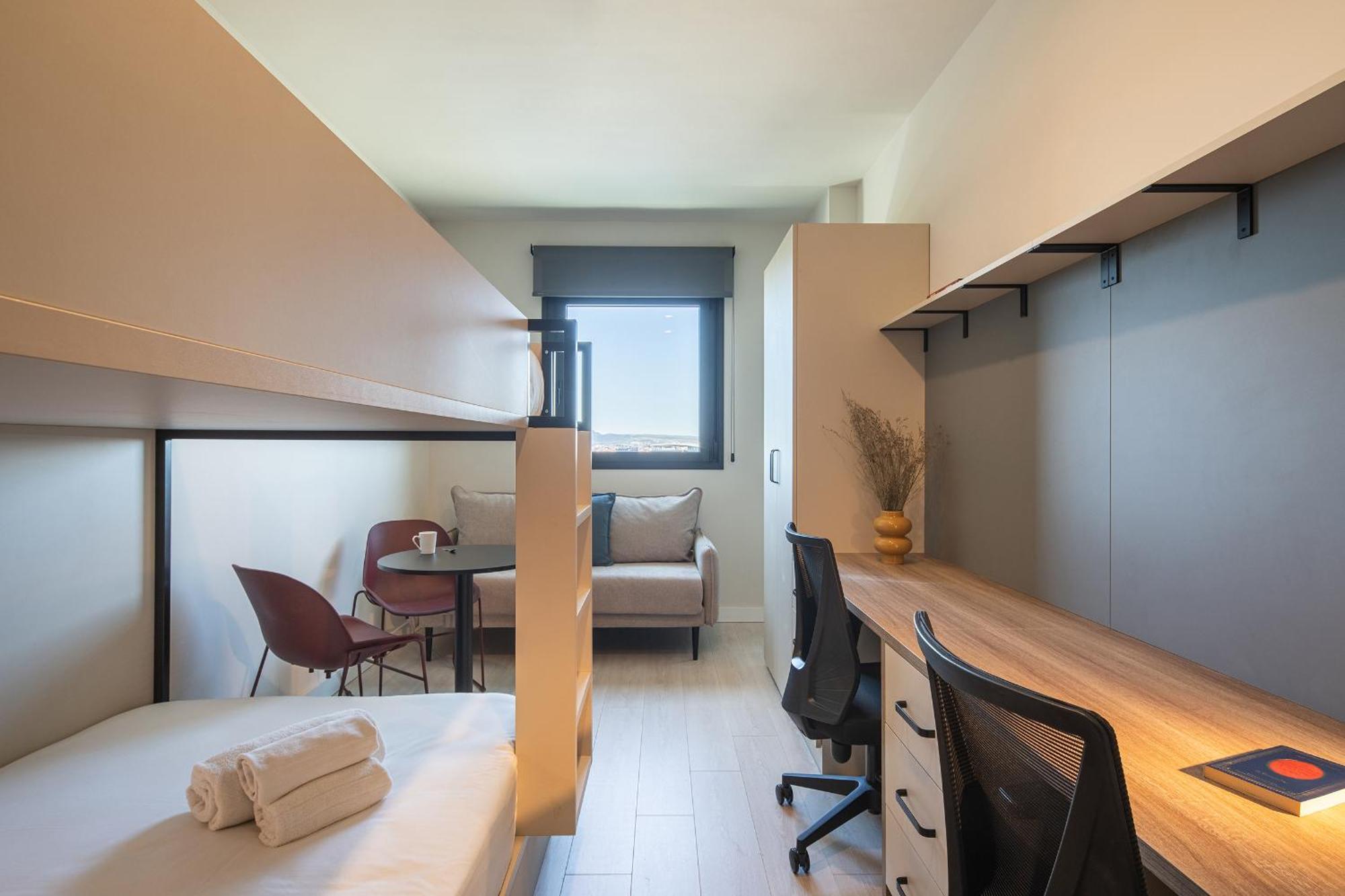 Double Room Private Bathroom