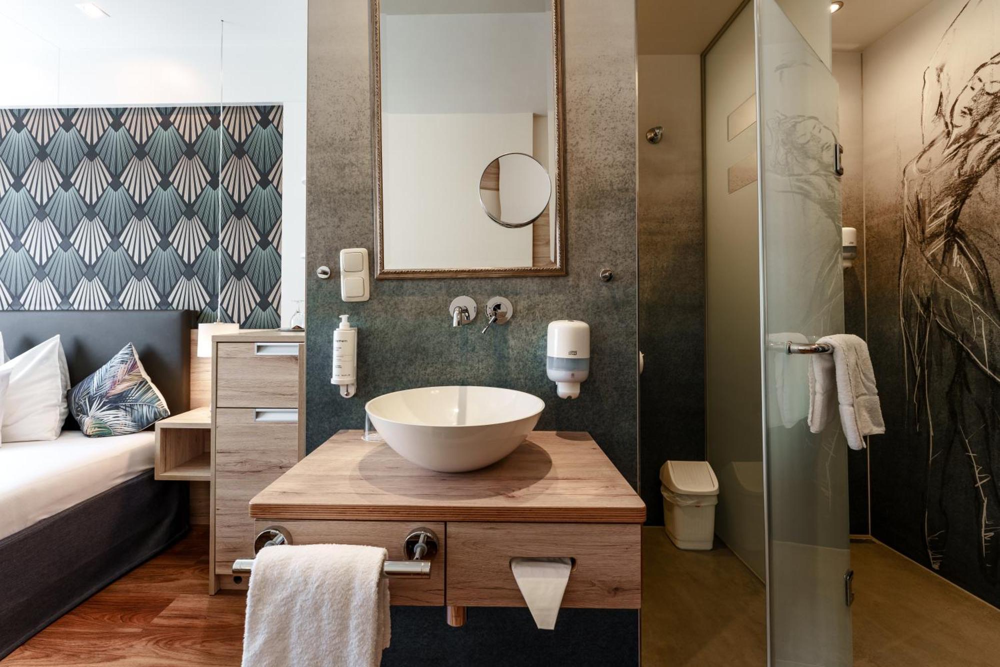 Standard Single Room