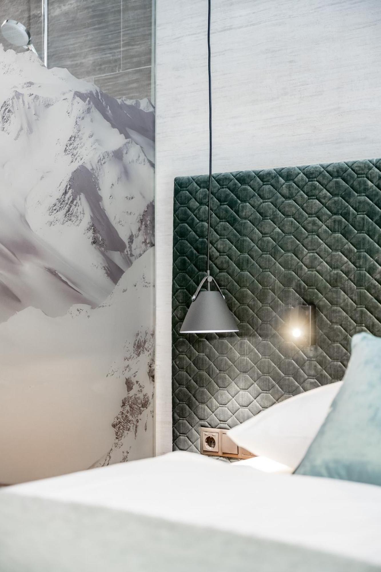 Deluxe Double Room Balcony