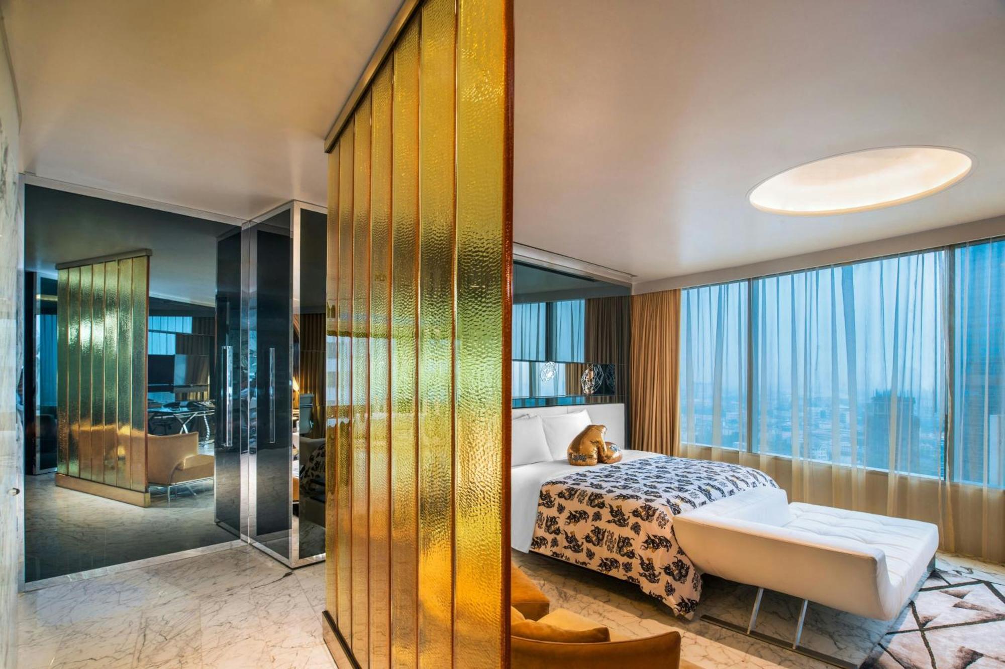 One-Bedroom Presidential Penthouse King Suite Top Floor