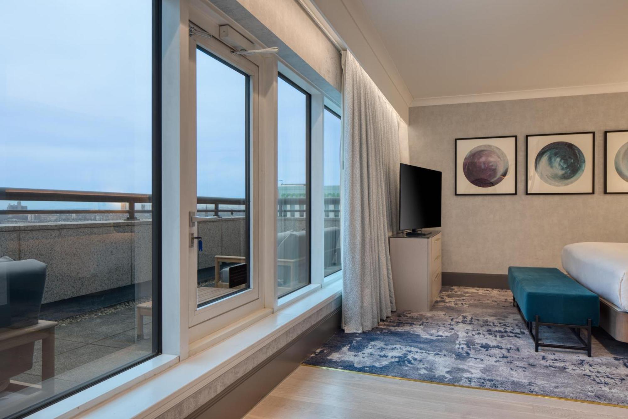 Executive King Room Balcony