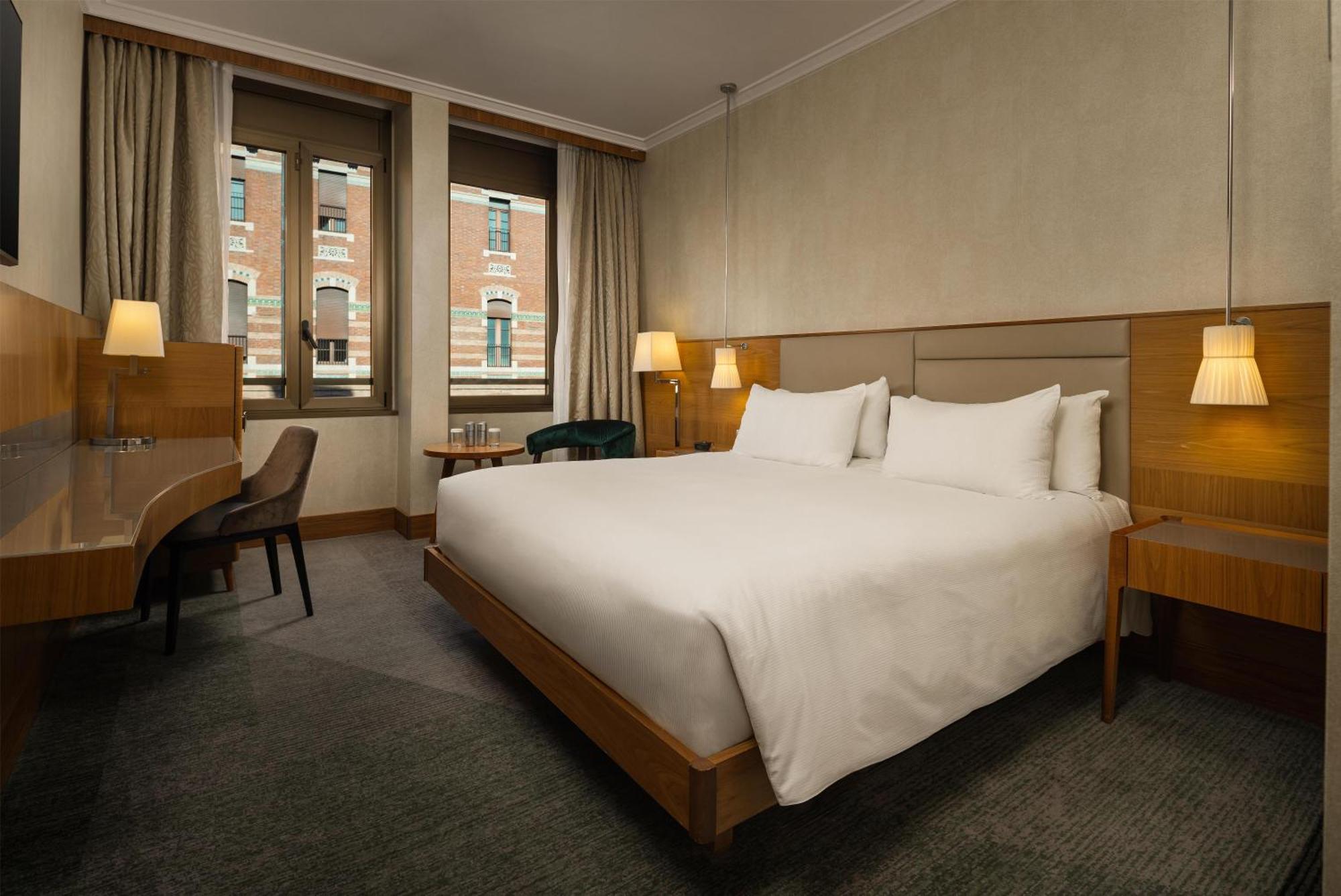 Kamer met Kingsize Bed