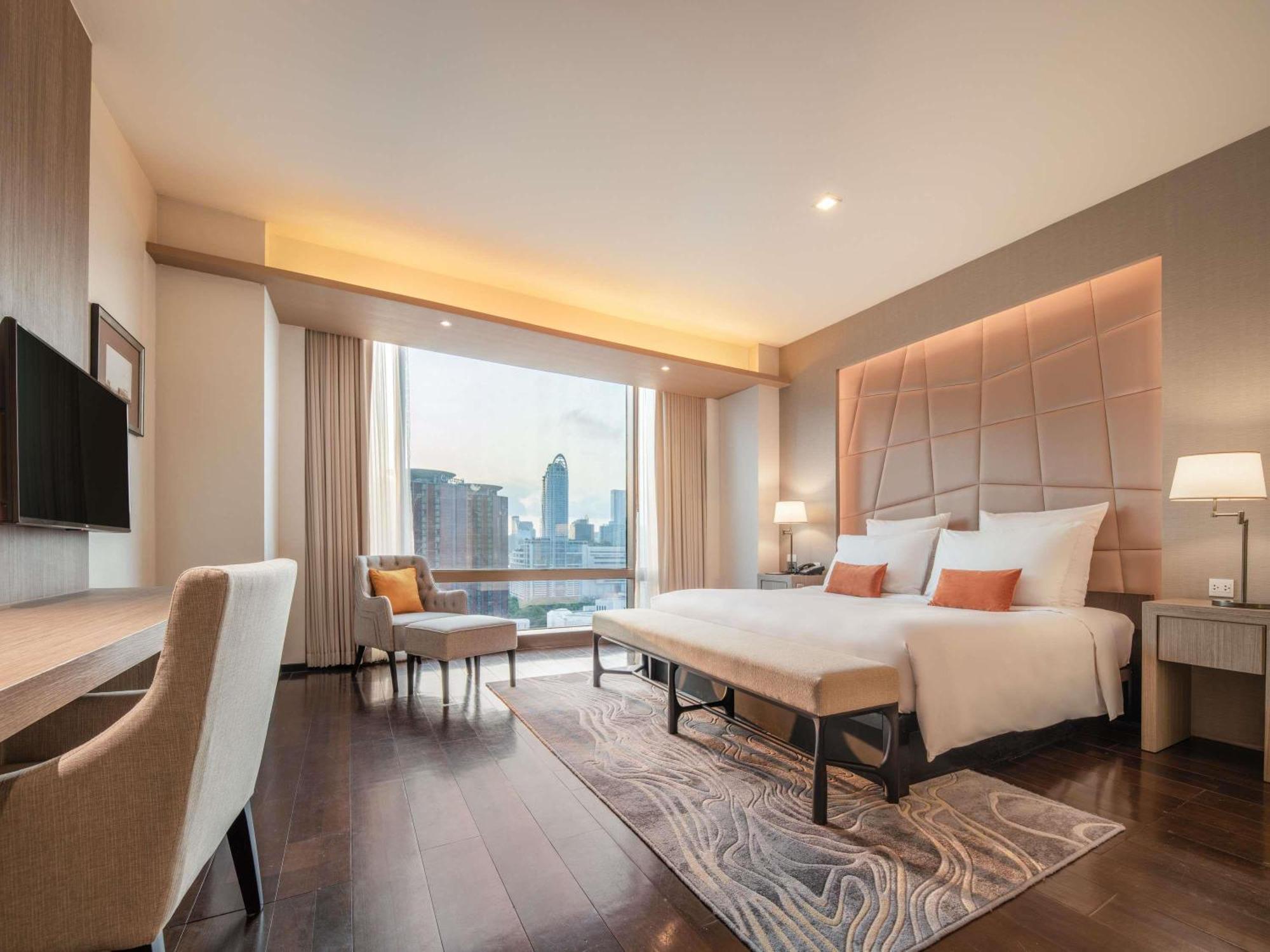 Grand Duplex Two-Bedroom Duplex Suite Piano Club Privilege