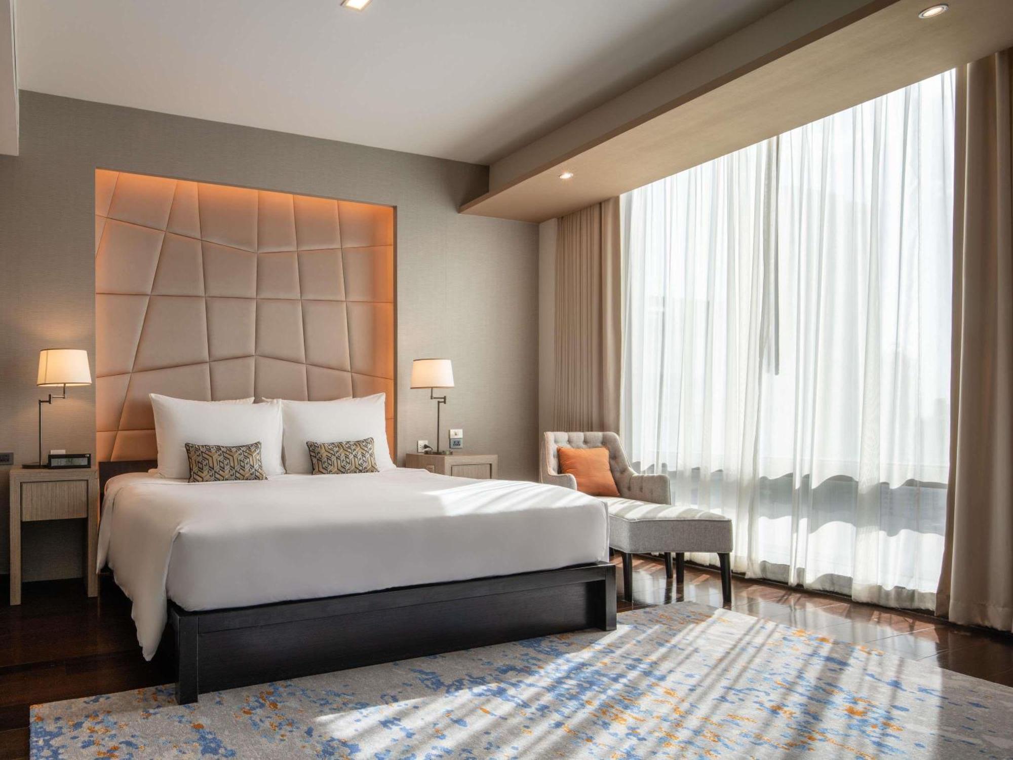 Executive Family Suite Piano Club Privilege