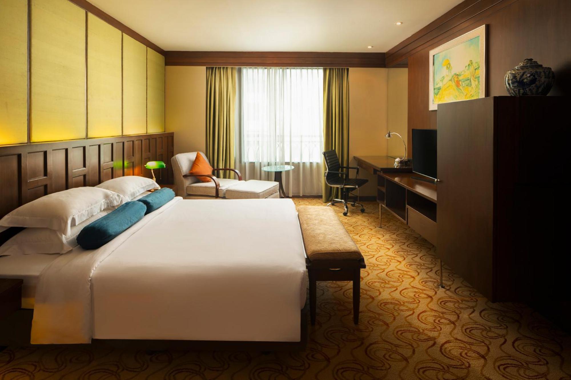 Davis Two-Bedroom Suite Main Wing